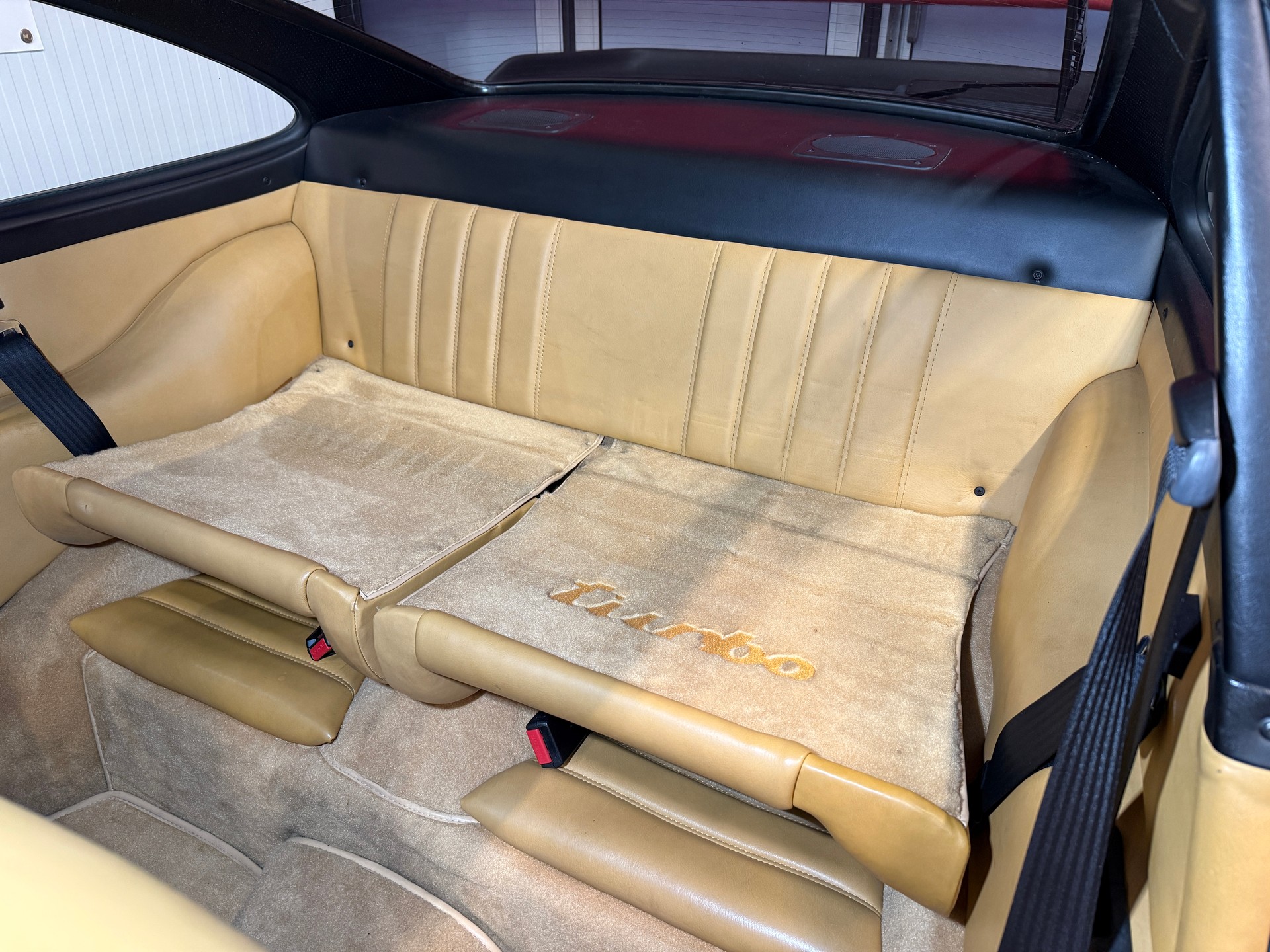 PORSCHE 911 930 Turbo 3.3 Modelljahr 1987 „A1 Schwarz glanz“ RUF Veteran-image-7