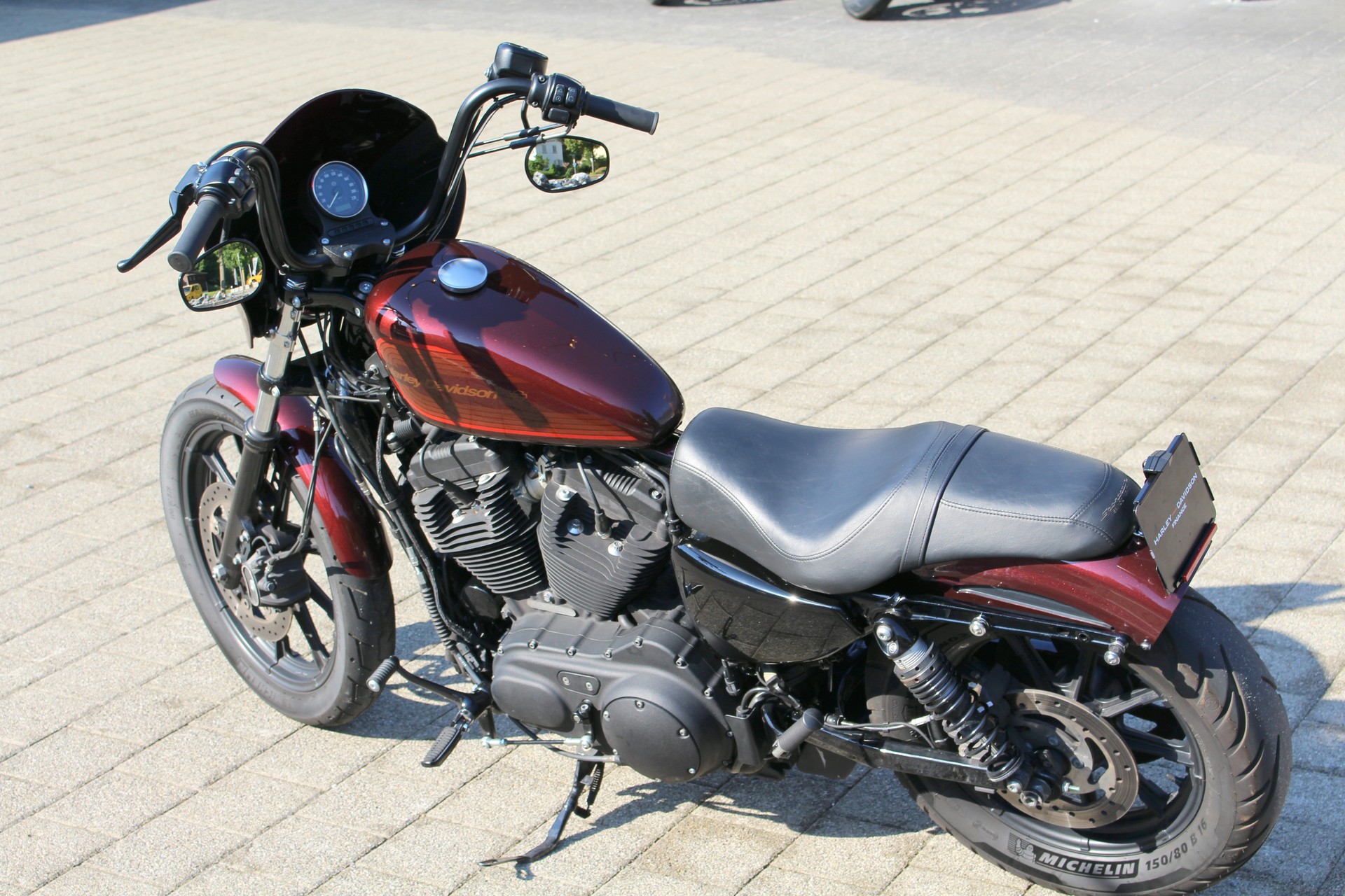 HARLEY-DAVIDSON XL 1200 NS Iron ABS-showroom-element-3
