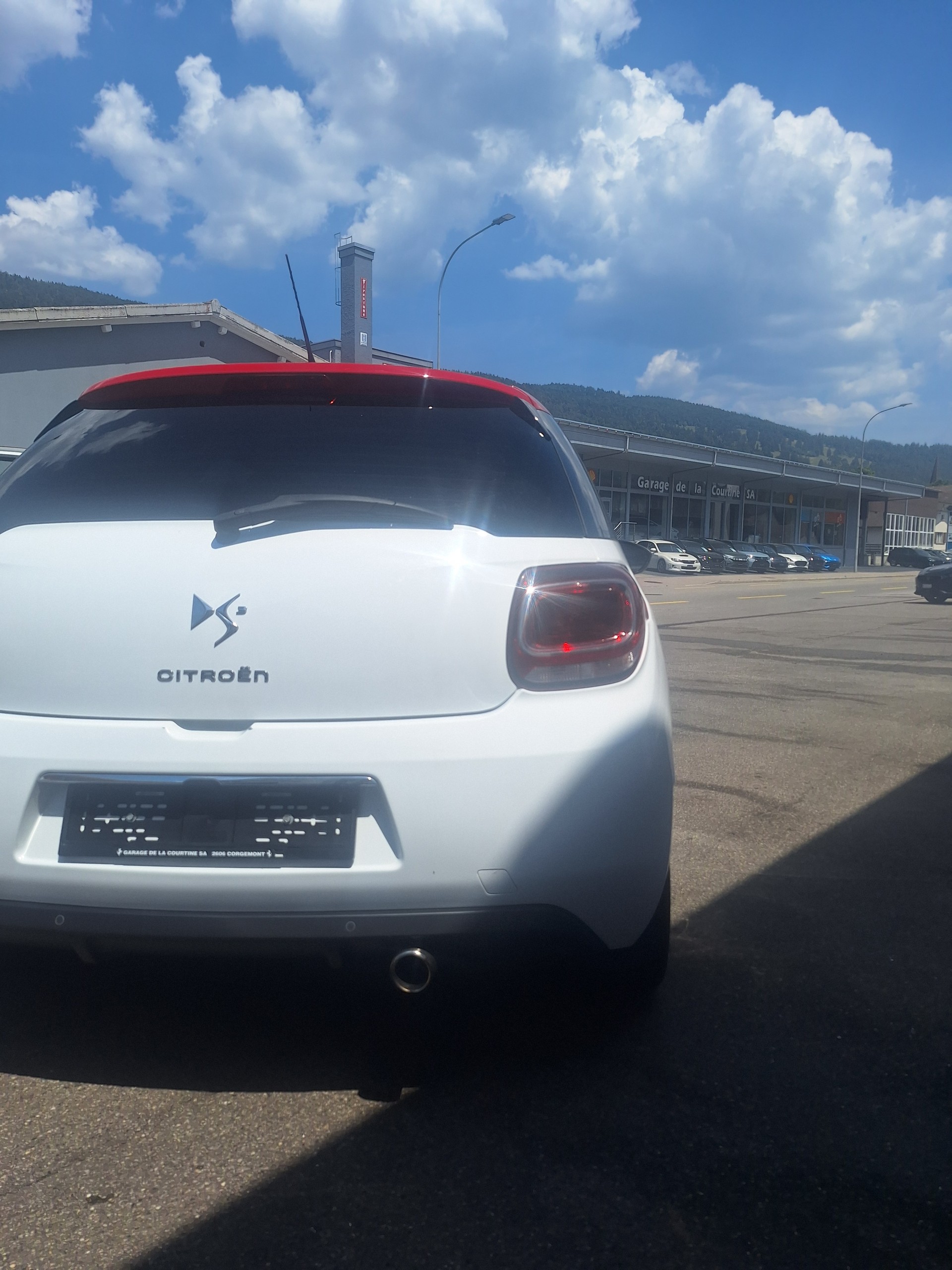 DS AUTOMOBILES DS3 1.2 Pure Tech Red Edition-image-11