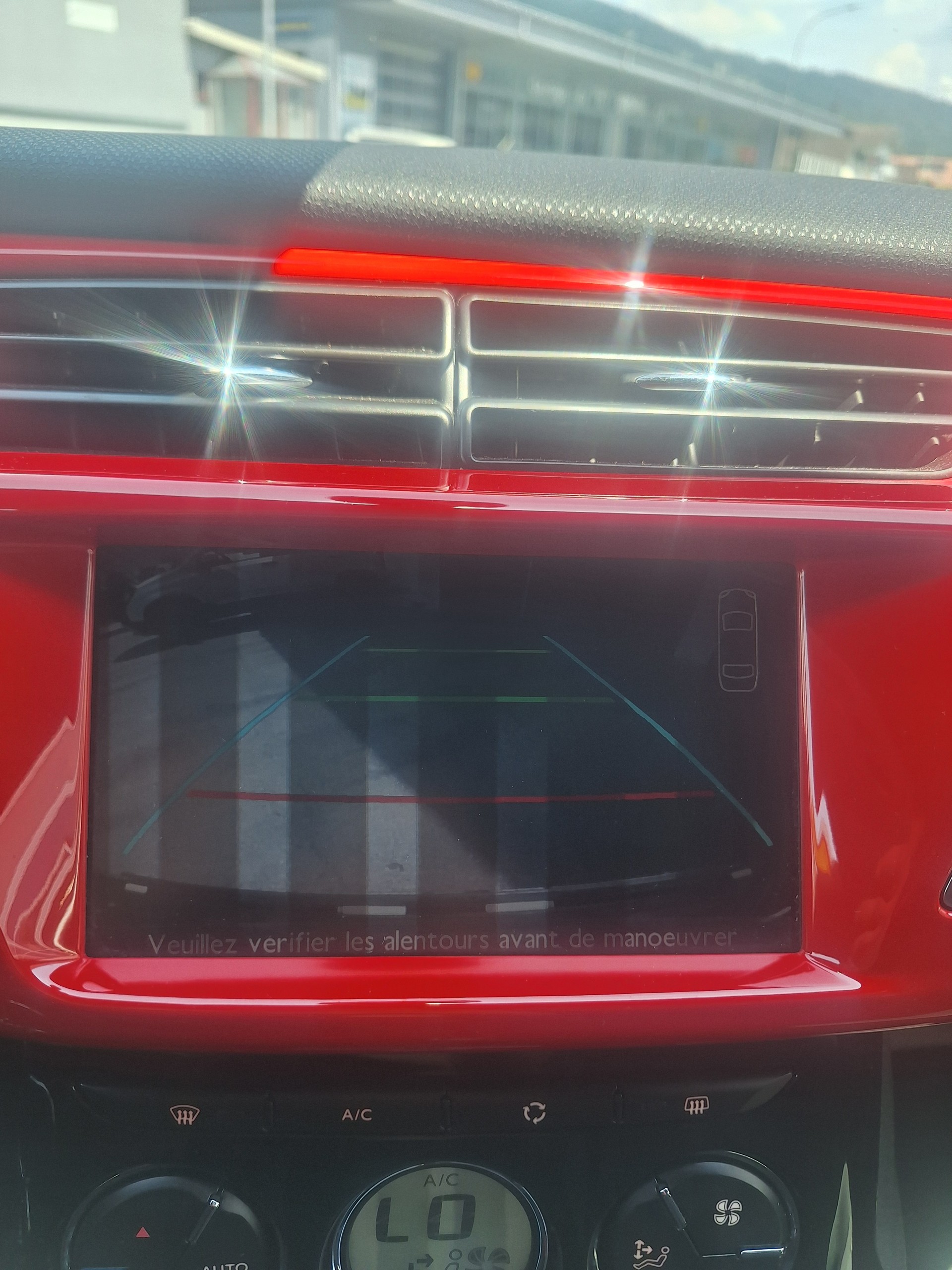 DS AUTOMOBILES DS3 1.2 Pure Tech Red Edition-image-8