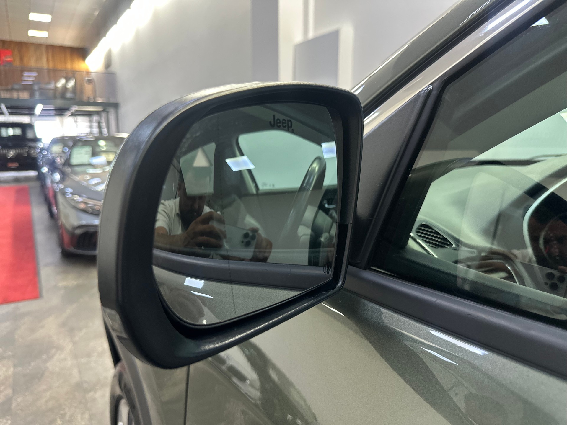 JEEP Compass 1.4 Turbo Limited AWD 9ATX-image-10