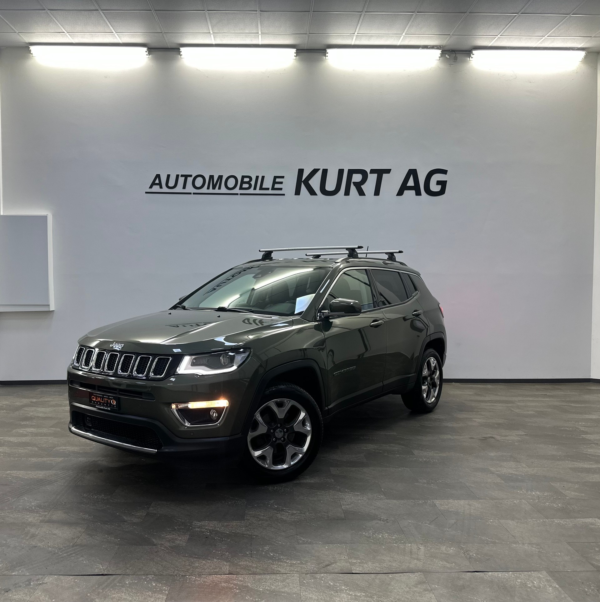 JEEP Compass 1.4 Turbo Limited AWD 9ATX-image-0