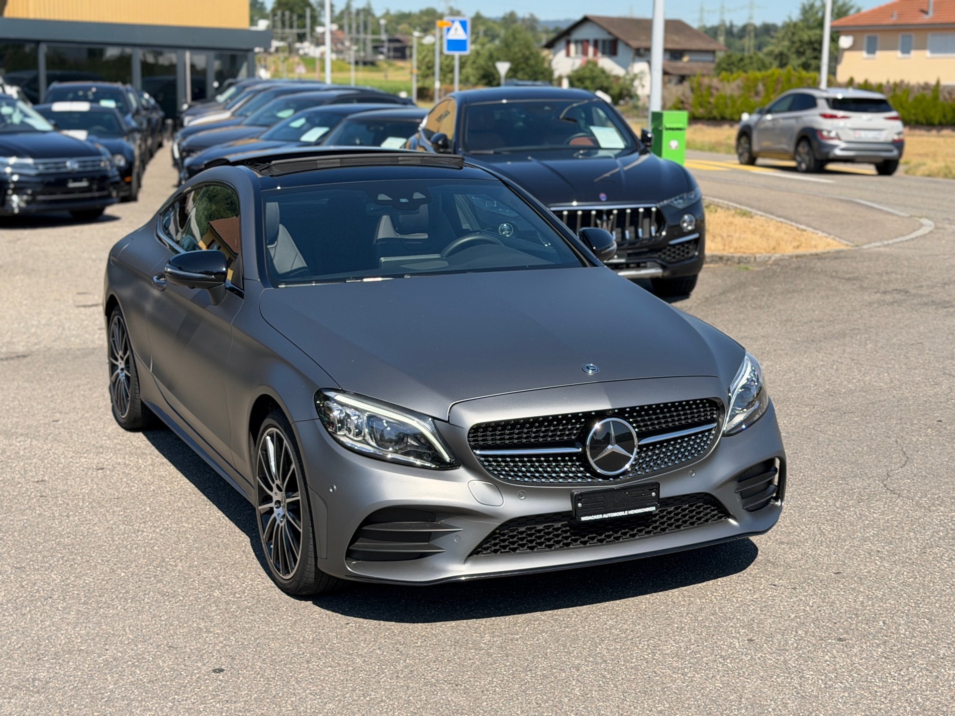 MERCEDES-BENZ C 200 Coupé 4Matic AMG Line 9G-Tronic-image-12