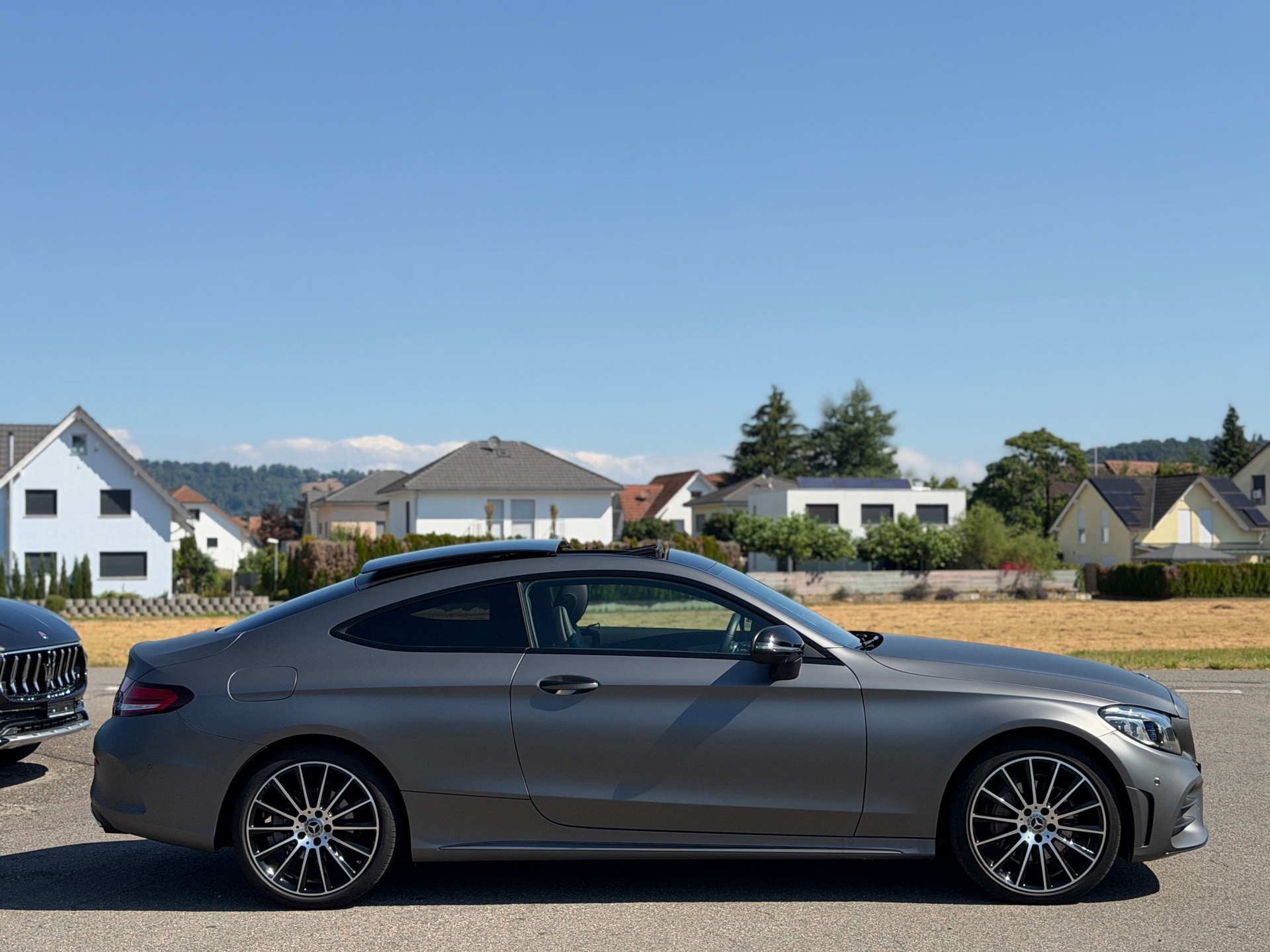 MERCEDES-BENZ C 200 Coupé 4Matic AMG Line 9G-Tronic-image-10