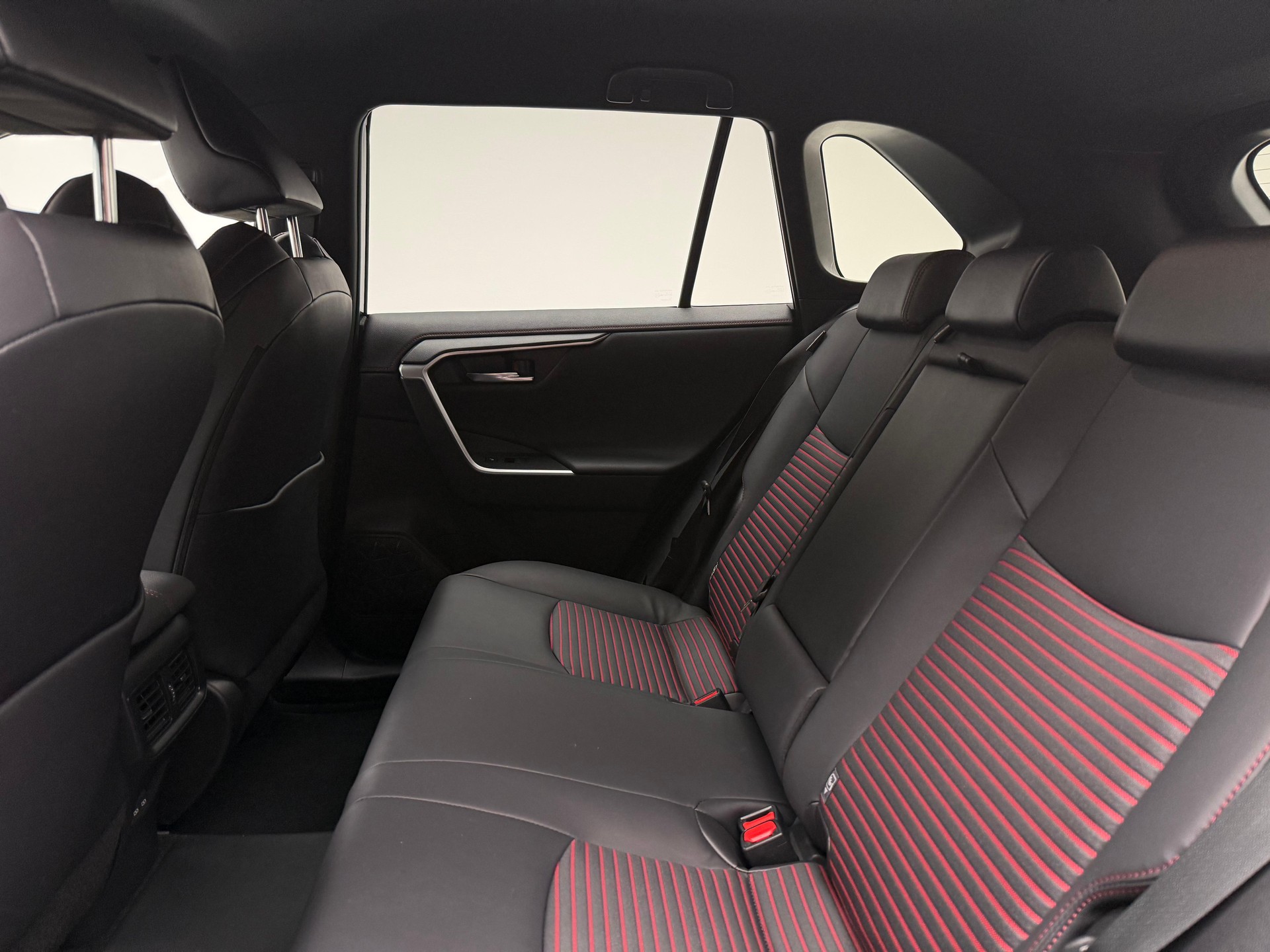 SUZUKI Across 2.5 PHEV Compact Top 4x4-image-6