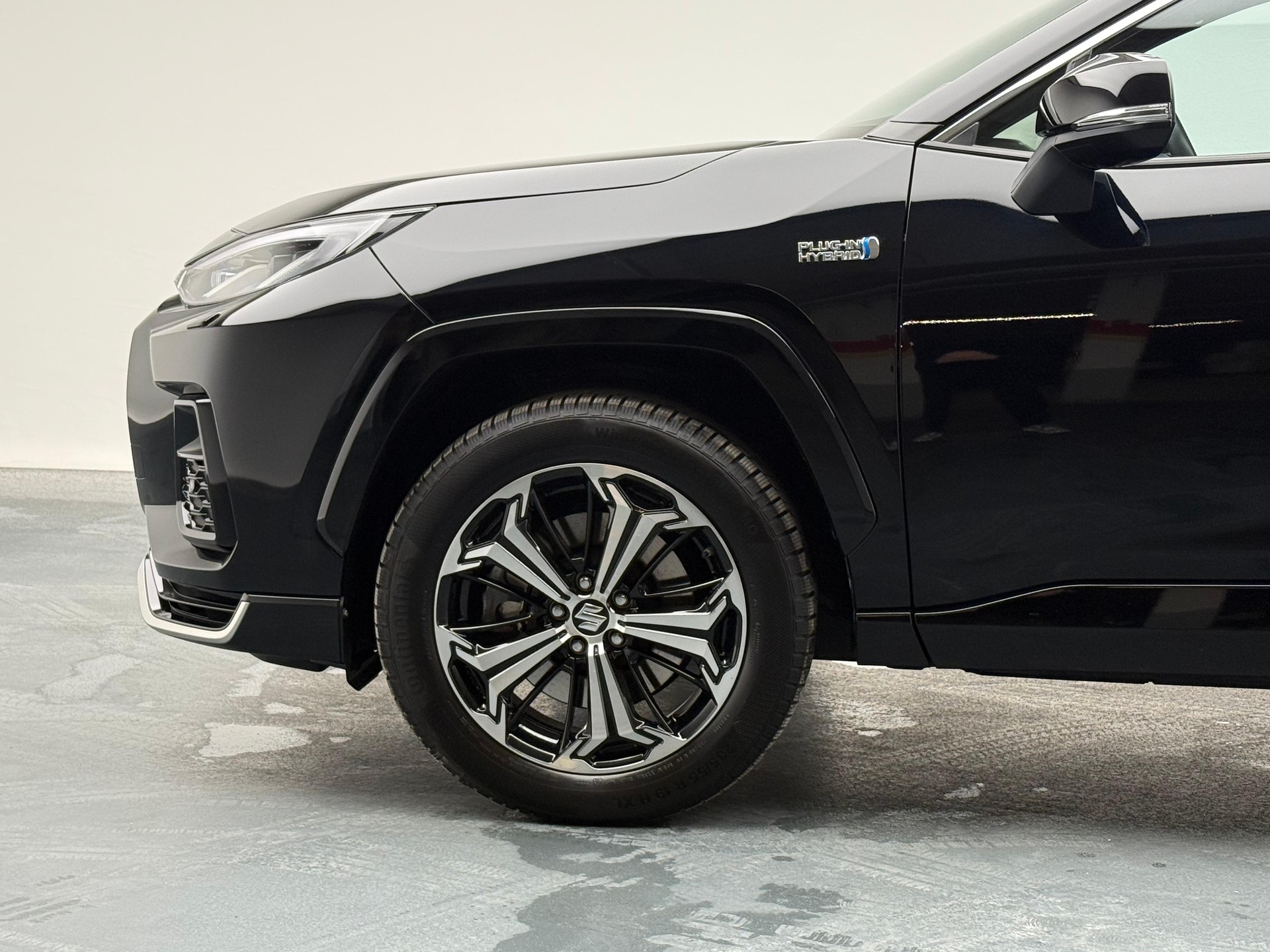 SUZUKI Across 2.5 PHEV Compact Top 4x4-image-2