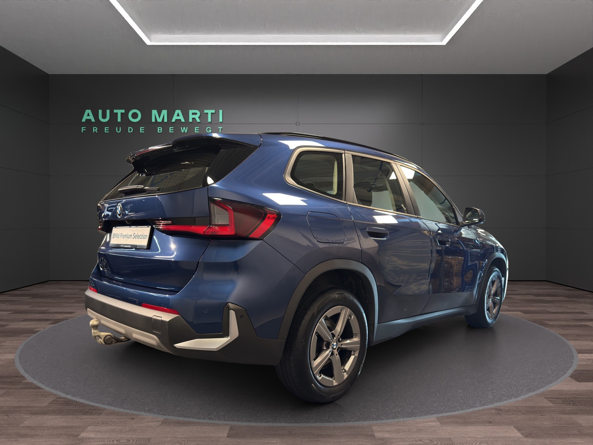 BMW X1 18d sDrive-image-3