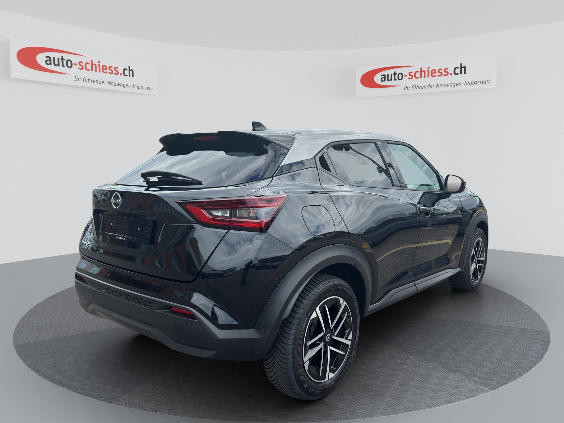 NISSAN Juke 1.0 DIG-T N-Connecta DCT-image-5