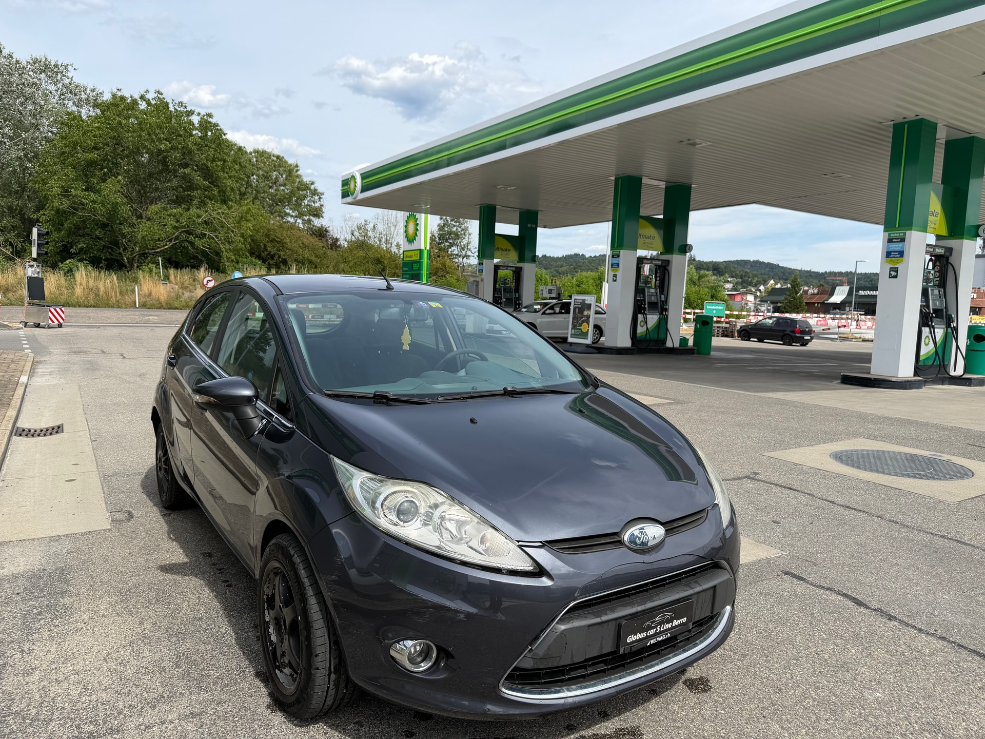 FORD Fiesta 1.6 16V Titanium-image-1