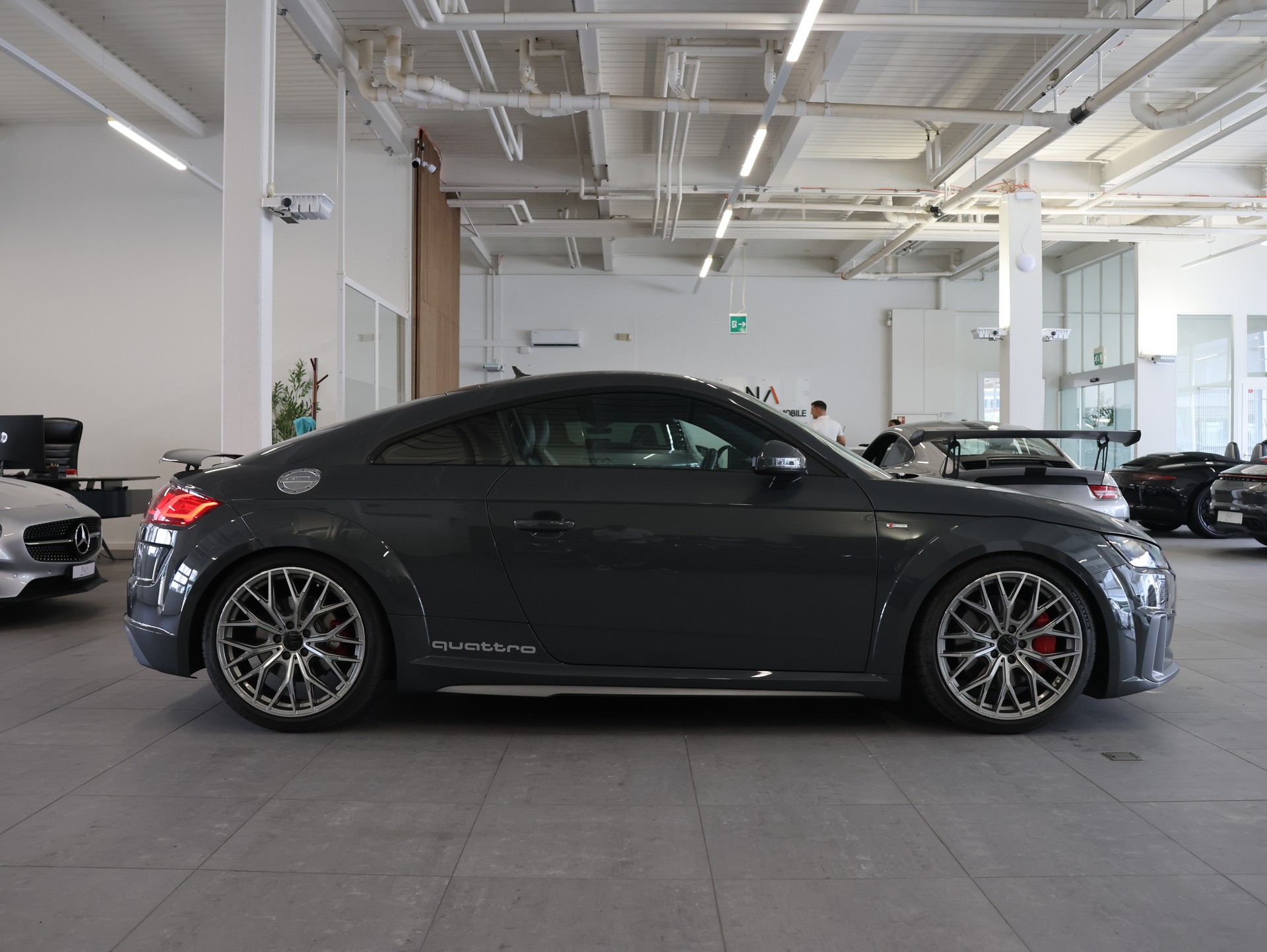 AUDI TT Coupé 45 TFSI quattro S-tronic *Sportabgasanlage* *Rückfahrkamera* *Sitzheizung*-image-6