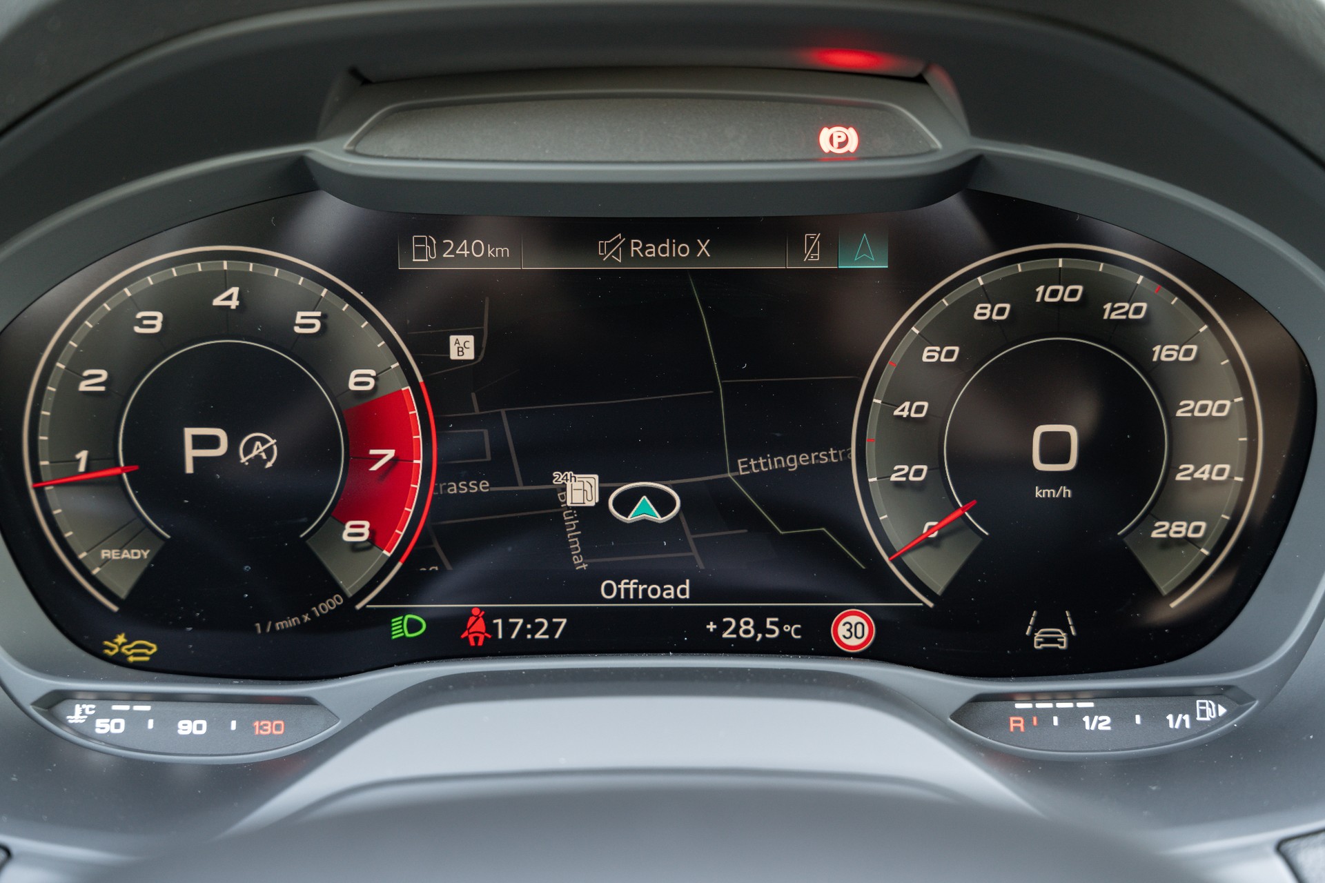 AUDI Q2 40 TFSI quattro S-tronic-image-16