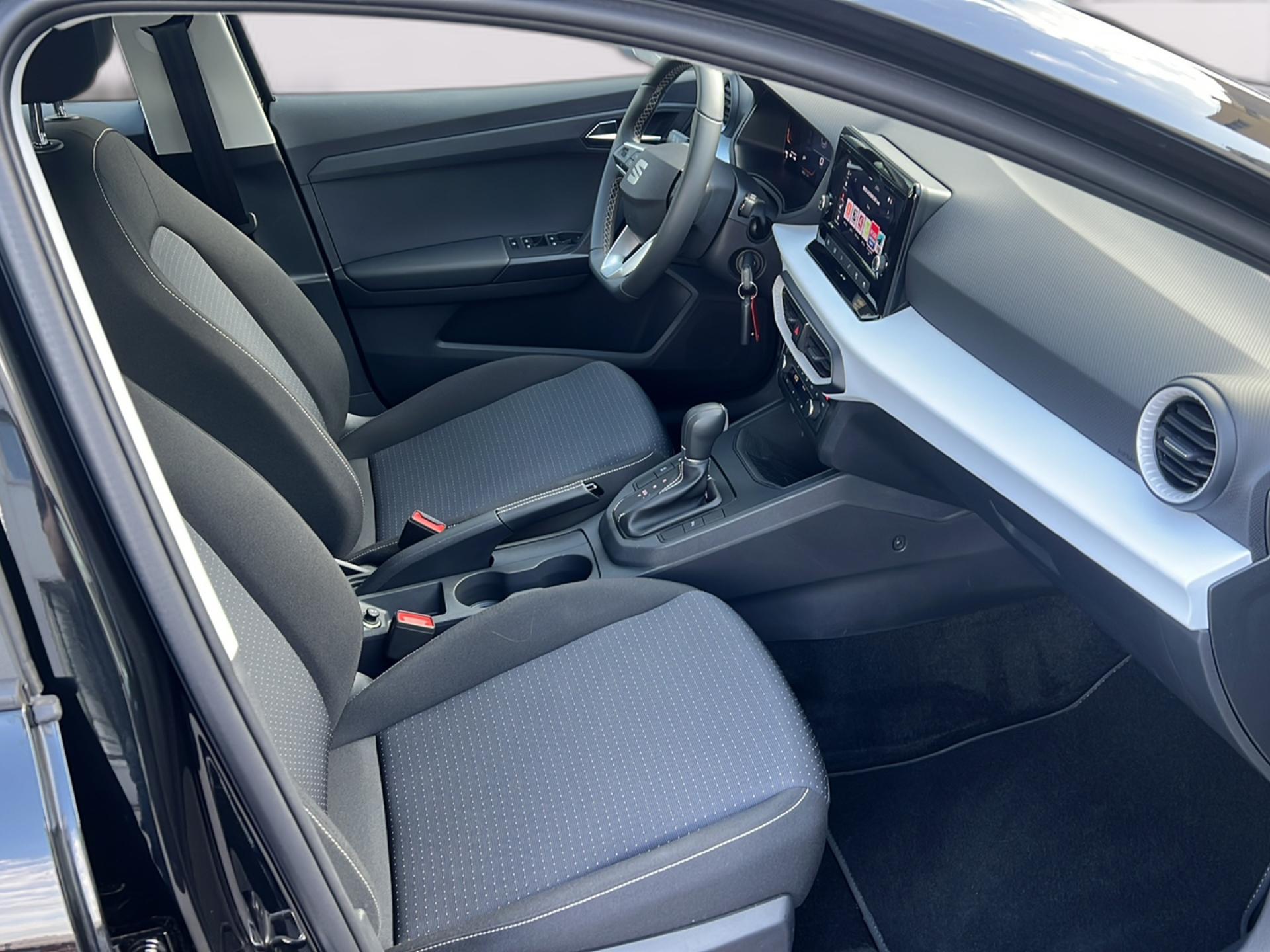 SEAT Ibiza 1.0 TSI 115 Move FR DSG-image-22