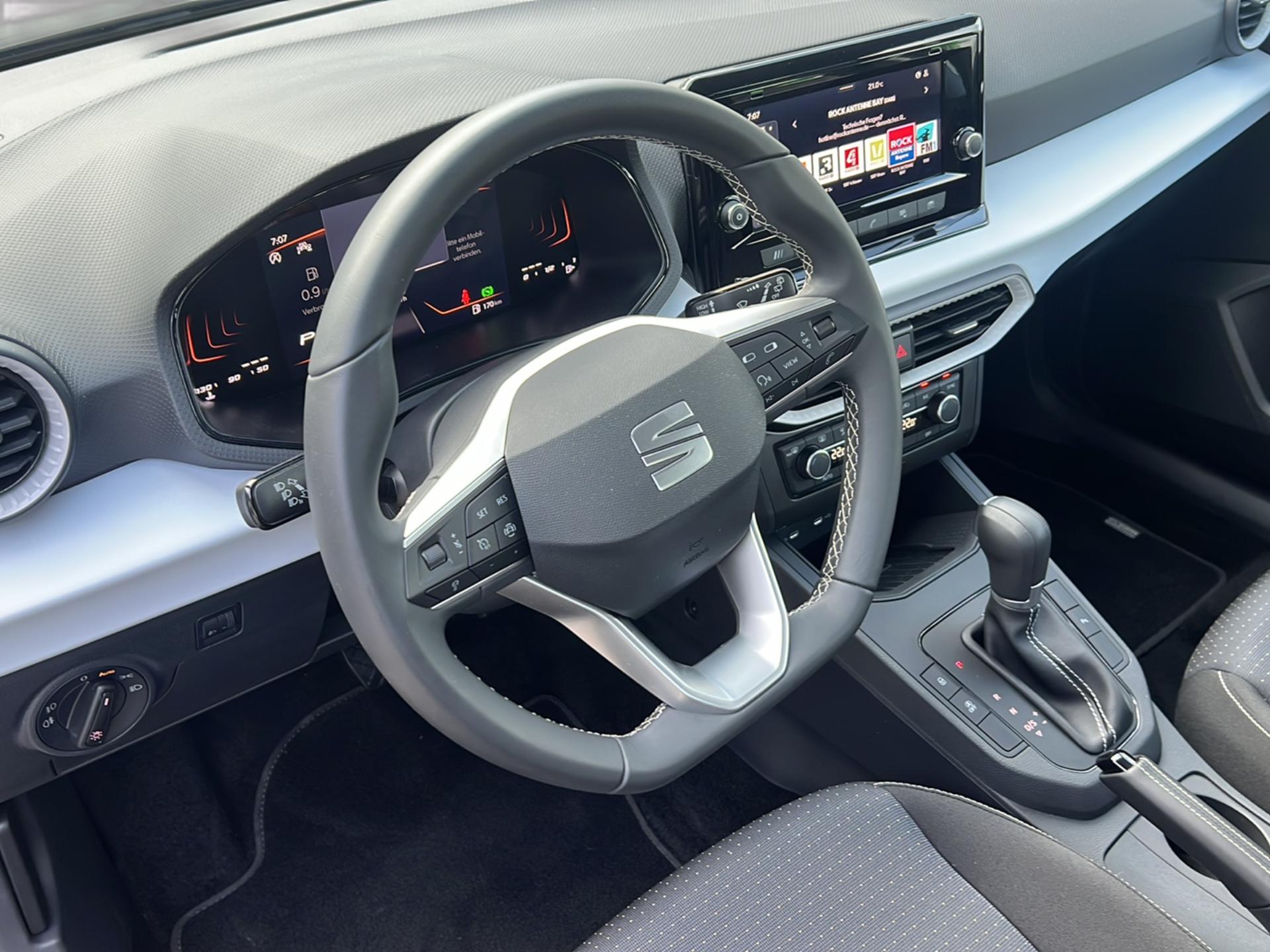 SEAT Ibiza 1.0 TSI 115 Move FR DSG-image-9