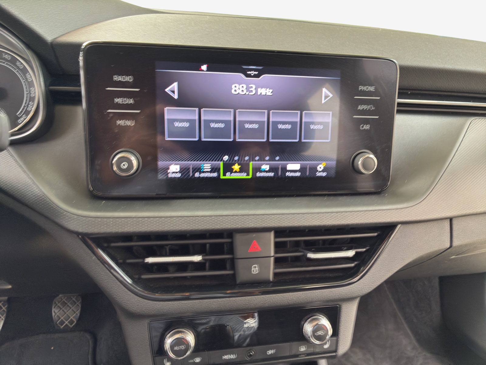 SKODA Kamiq 1.0 TSI Fresh-image-10