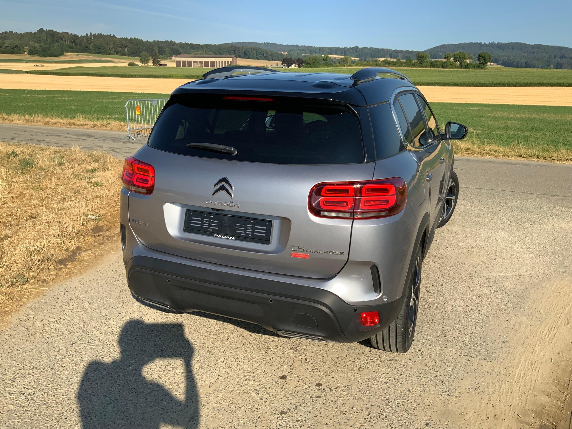 CITROEN C5 Aircross 1.6 Plug-in Hybrid Swiss Edition-image-3