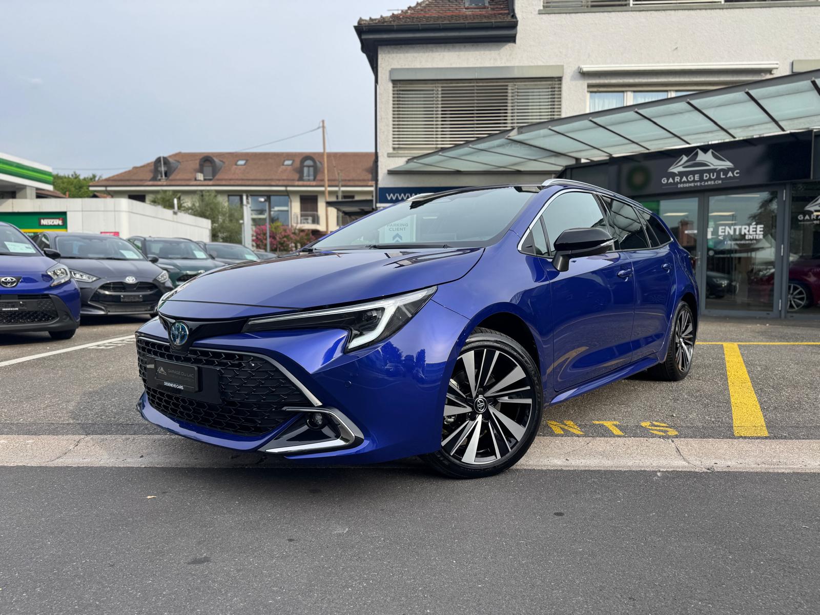 TOYOTA Corolla Touring Sports 1.8 HSD Trend e-CVT-image-1