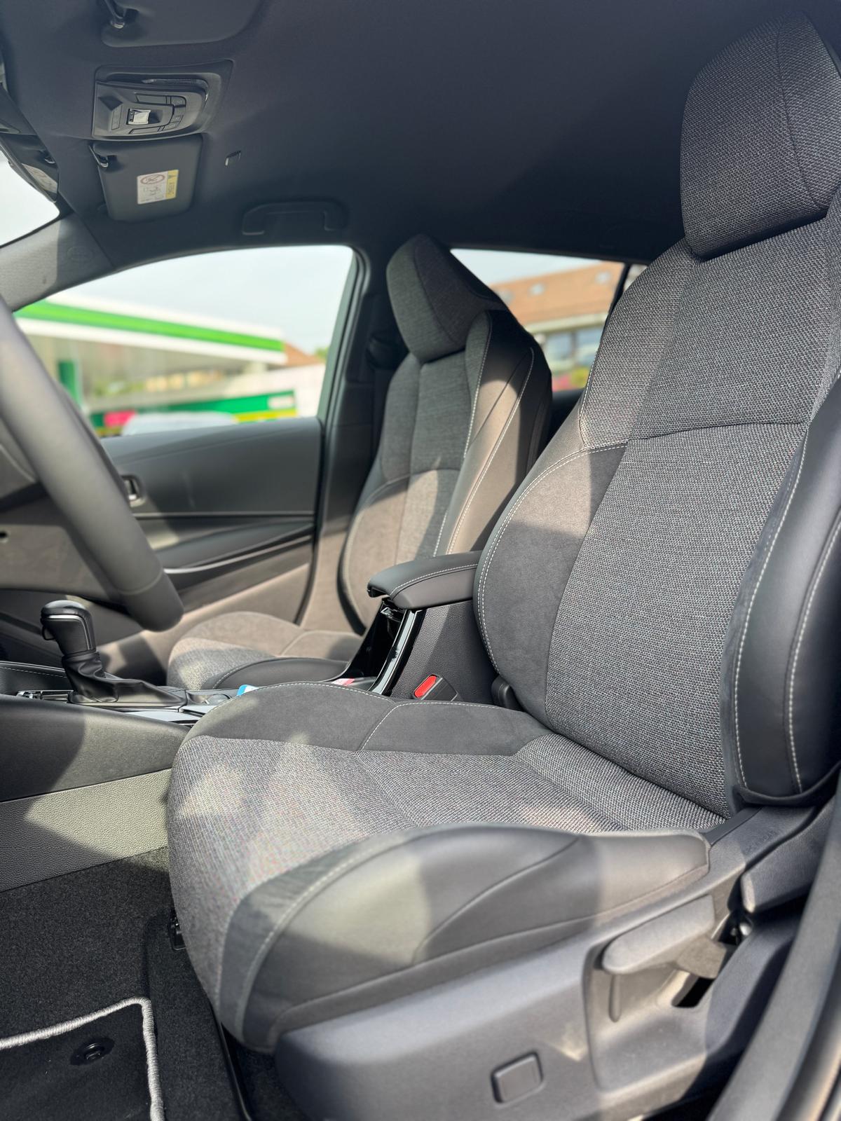 TOYOTA Corolla Touring Sports 1.8 HSD Trend e-CVT-image-9