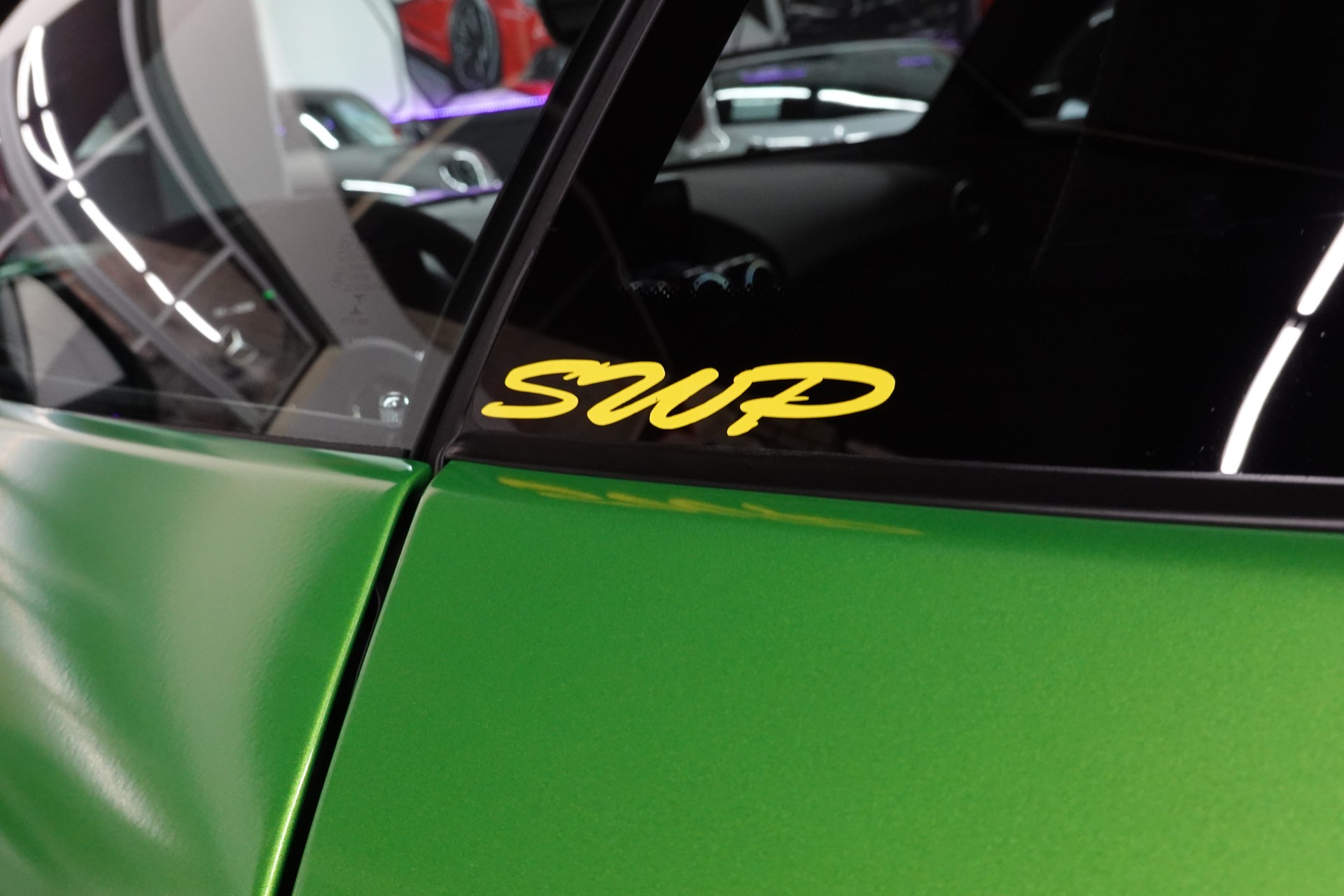 MERCEDES-BENZ AMG GT R SPEEDSHIFT DCT GREEN HULK CARBON PAKET ON TOP-image-36