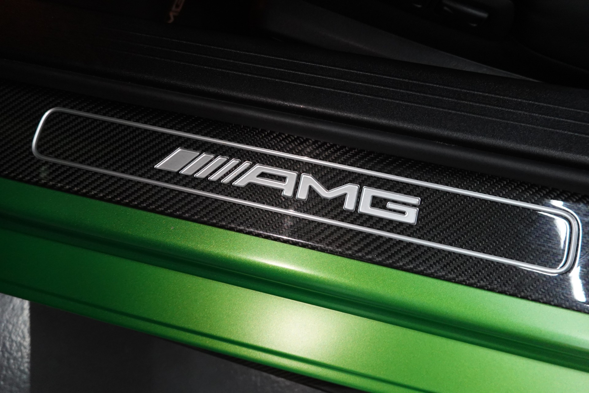 MERCEDES-BENZ AMG GT R SPEEDSHIFT DCT GREEN HULK CARBON PAKET ON TOP-image-49