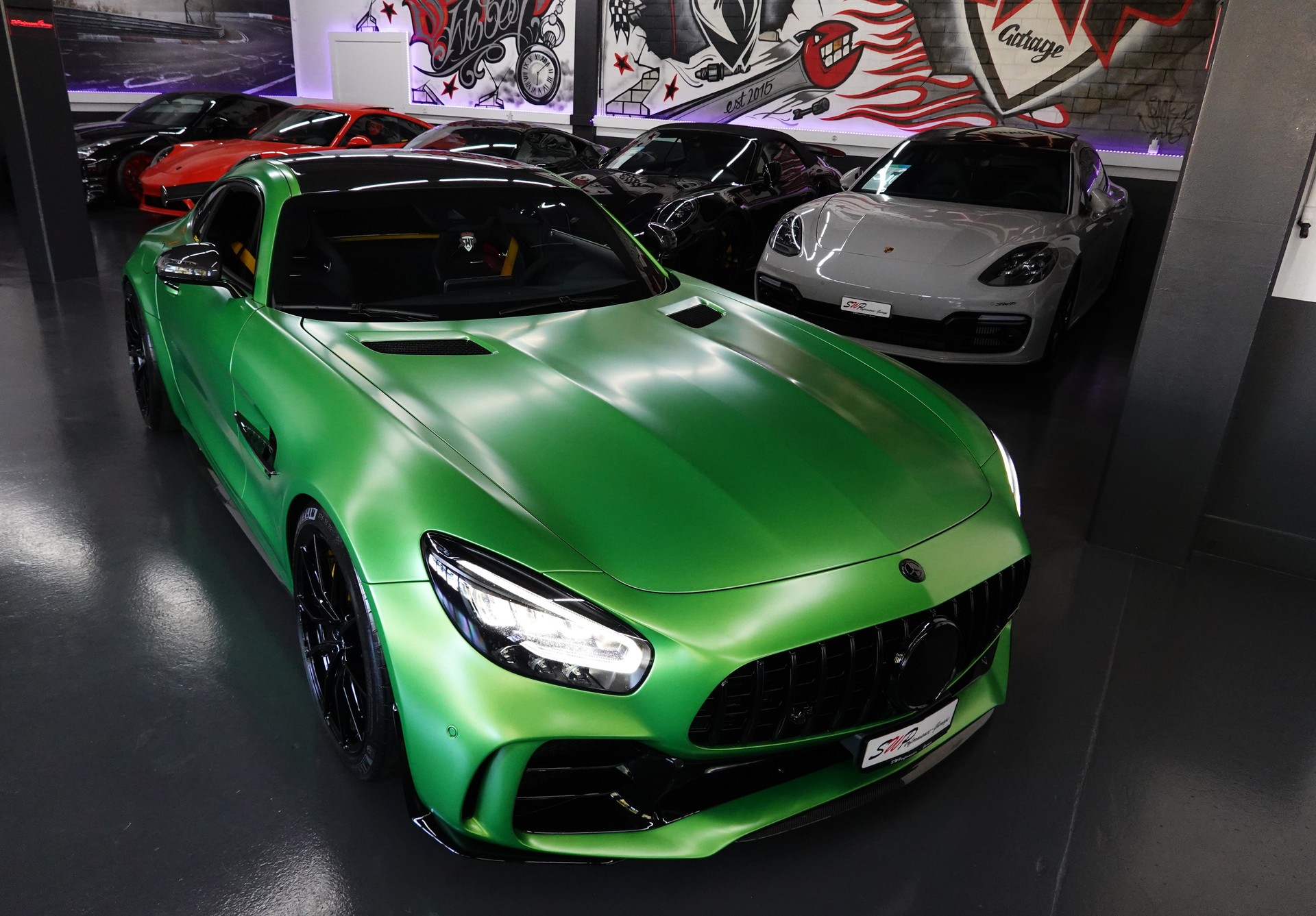 MERCEDES-BENZ AMG GT R SPEEDSHIFT DCT GREEN HULK CARBON PAKET ON TOP-image-62