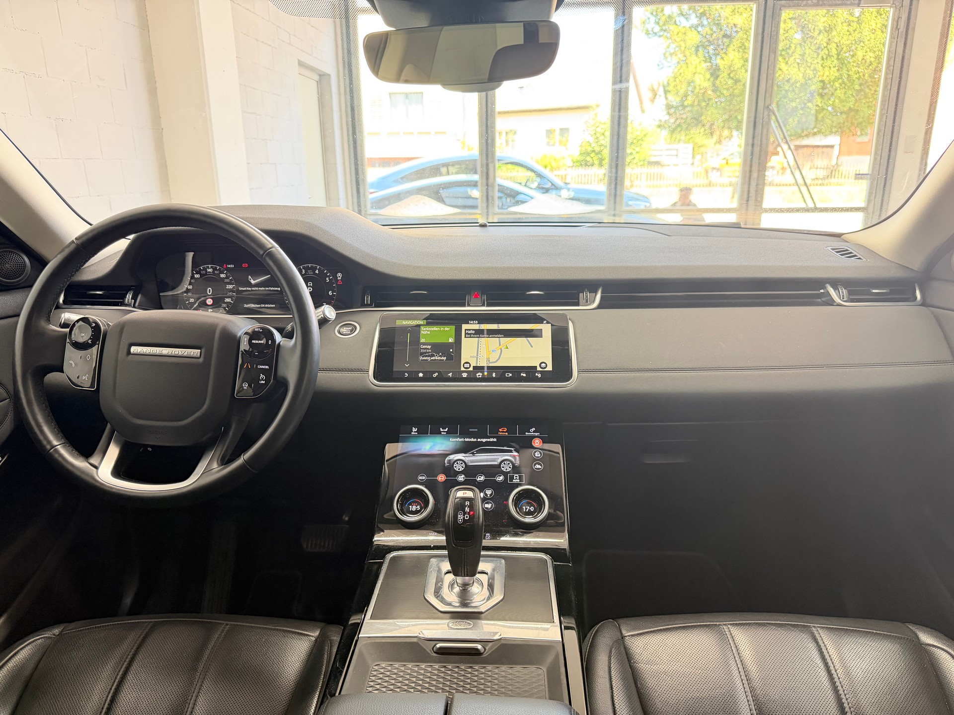 LAND ROVER Range Rover Evoque R-Dynamic P 200 HSE AT9-image-8