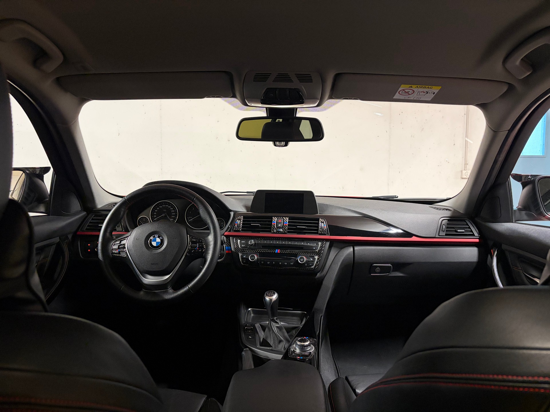 BMW BMW 335i F31 Touring – Handsschaltung | Heckantrieb | Frisch ab MFK | Top gepflegt-image-5