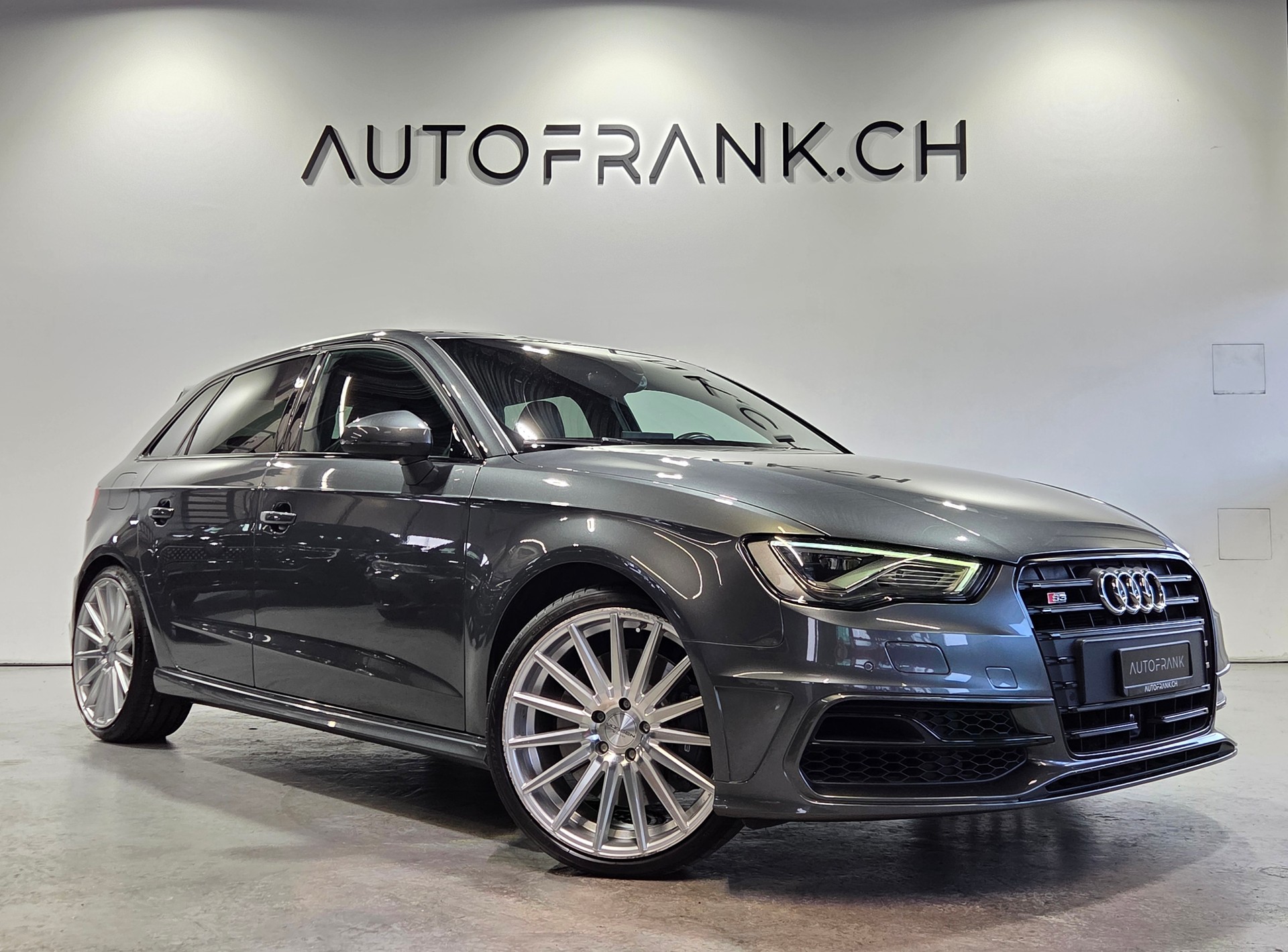 AUDI S3 Sportback 2.0 T FSI quattro S-Tronic-image-0