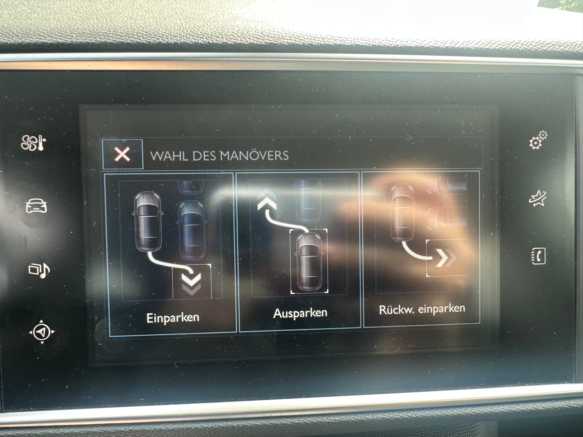 PEUGEOT 308 SW 1.2 THP Active-image-4
