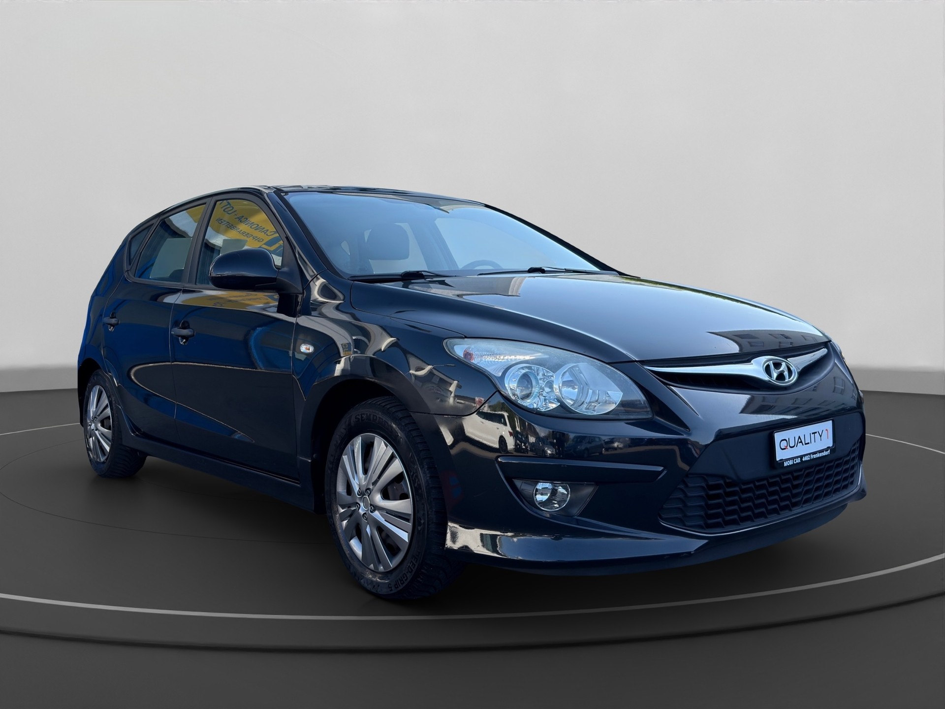 HYUNDAI i30 1.6 Style-image-6
