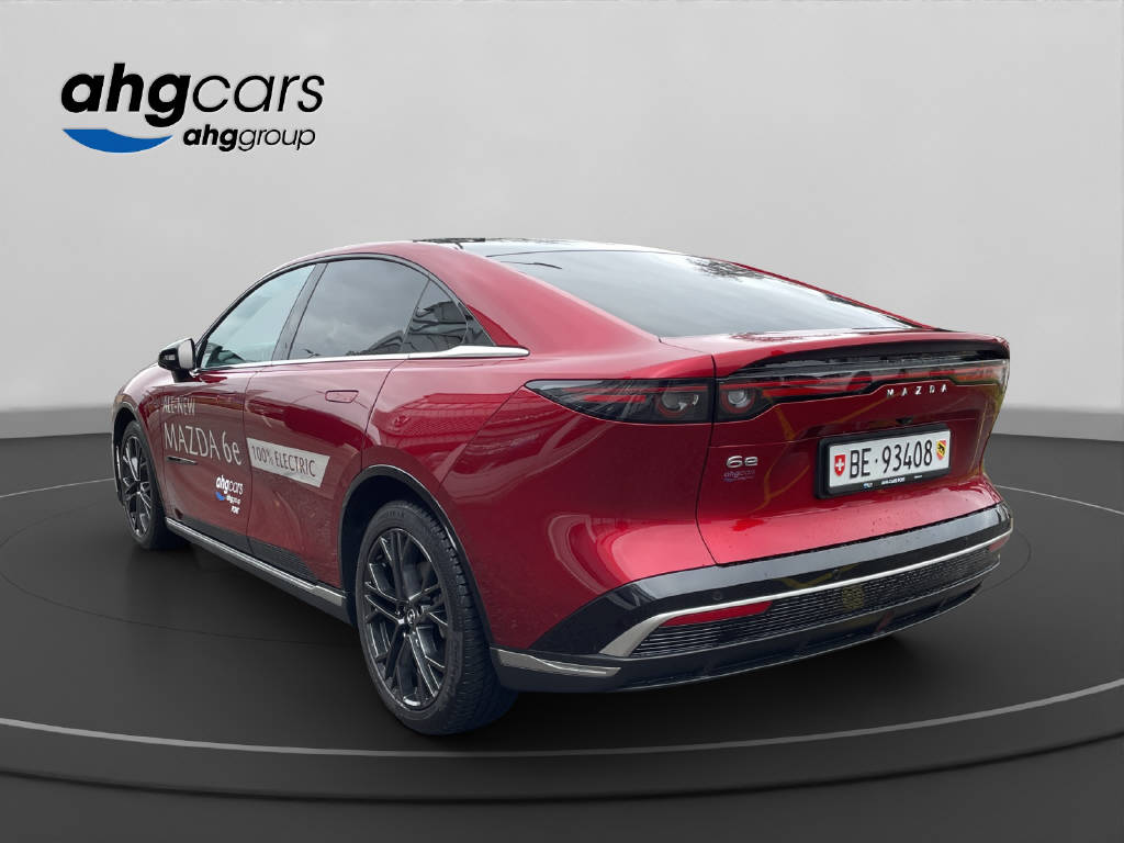 MAZDA 6e Takumi-showroom-element-2