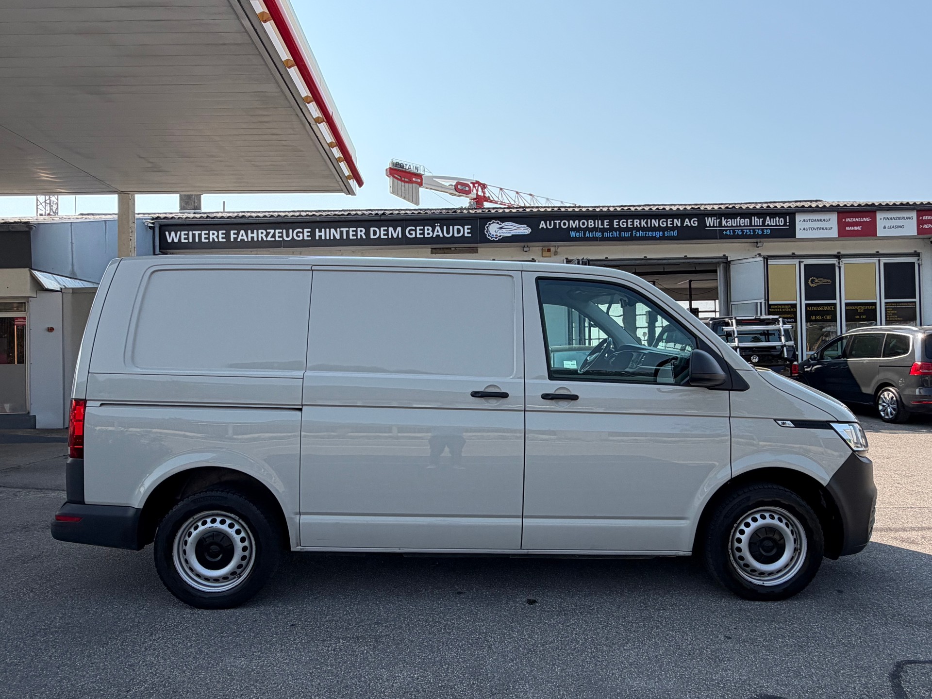 VW T6.1 2.0 TDI 4Motion DSG-image-3