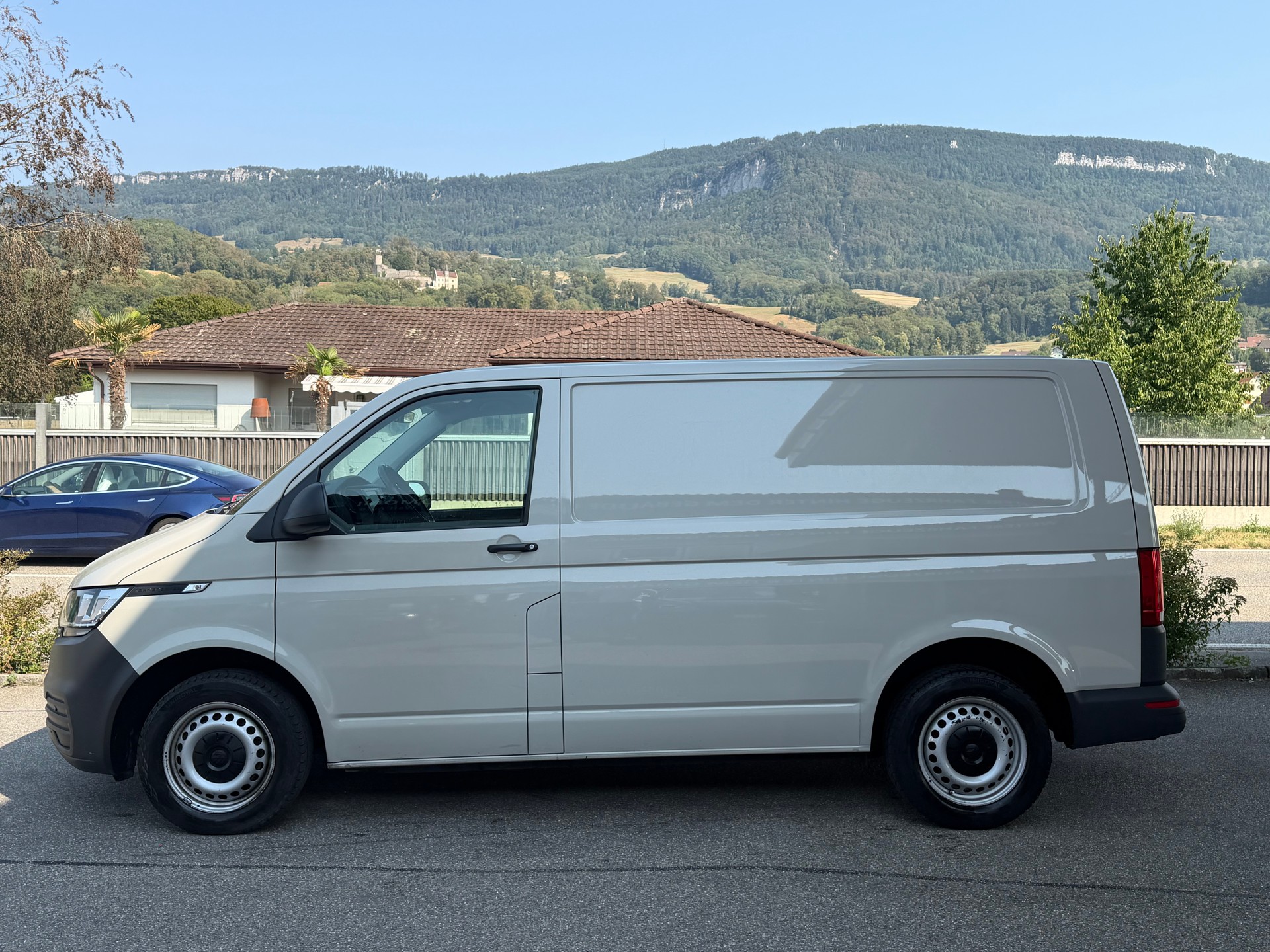 VW T6.1 2.0 TDI 4Motion DSG-image-7
