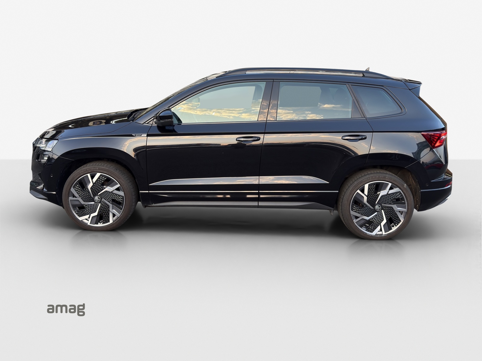 SKODA Karoq 2.0 TSI SportLine 4x4 DSG-image-1