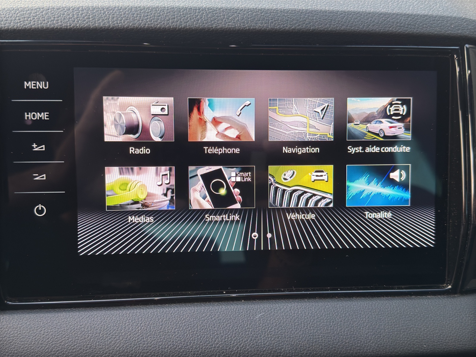 SKODA Karoq 2.0 TSI SportLine 4x4 DSG-image-15