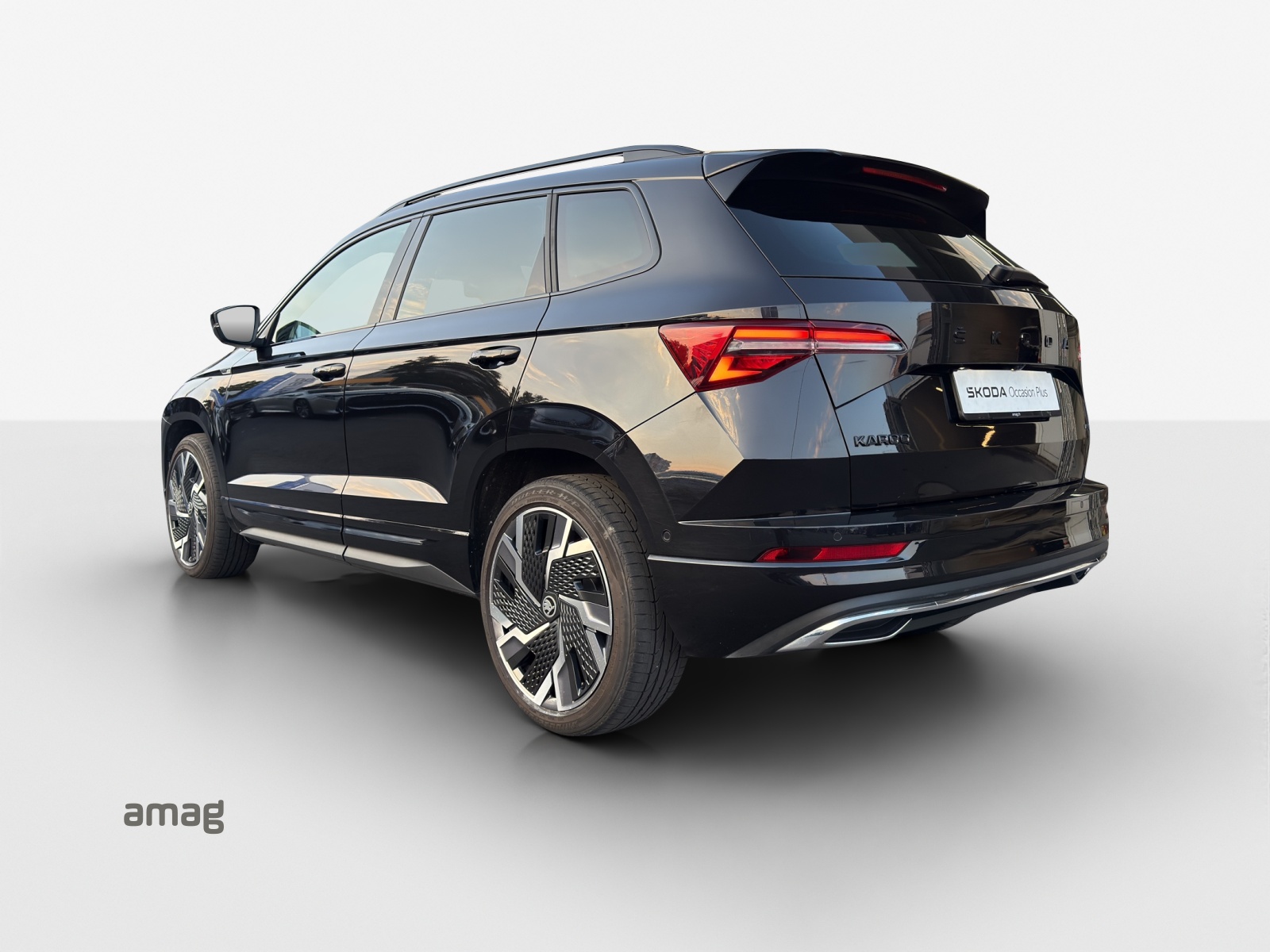 SKODA Karoq 2.0 TSI SportLine 4x4 DSG-image-2