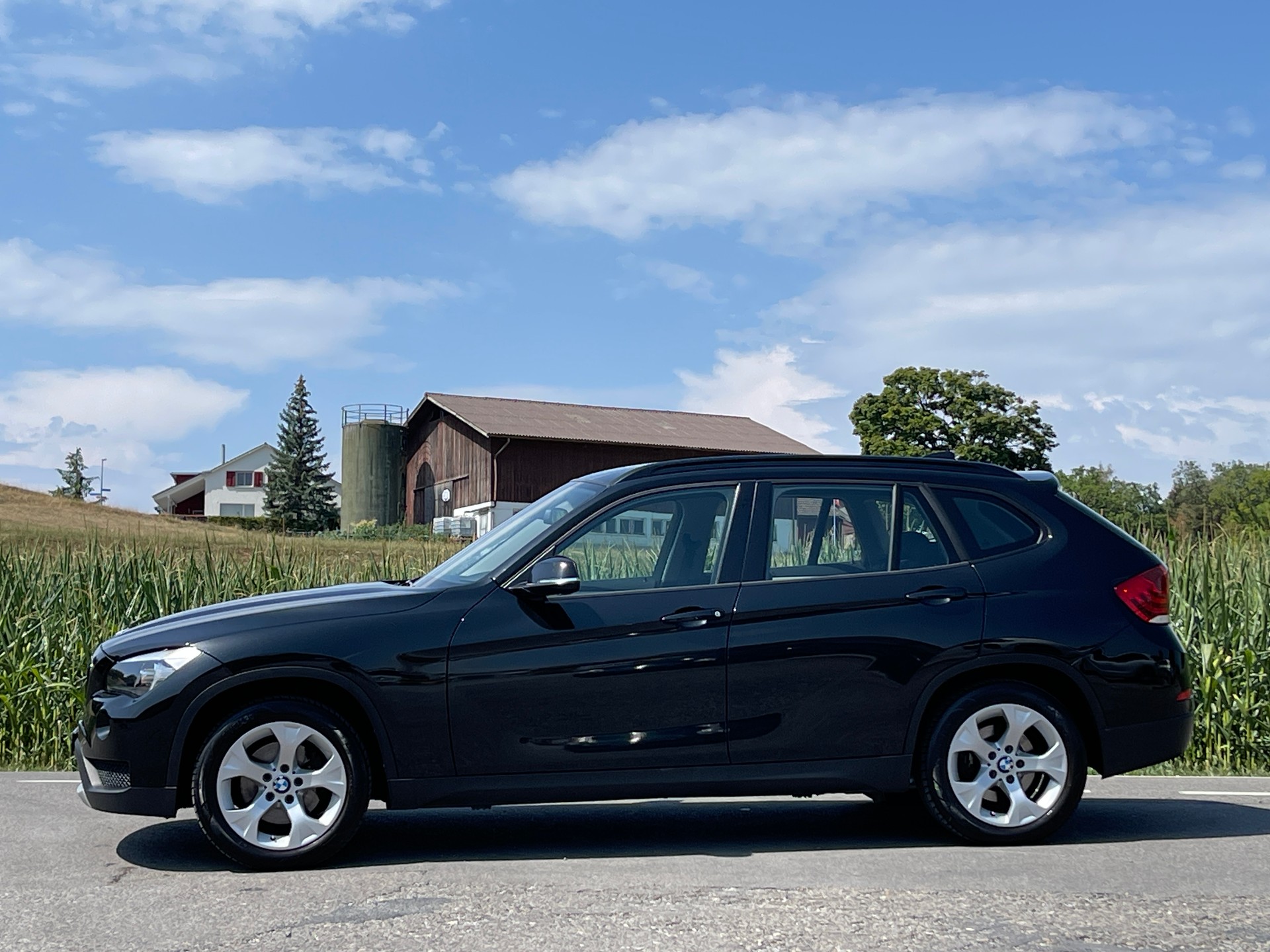 BMW X1 xDrive 18d Steptronic-image-1