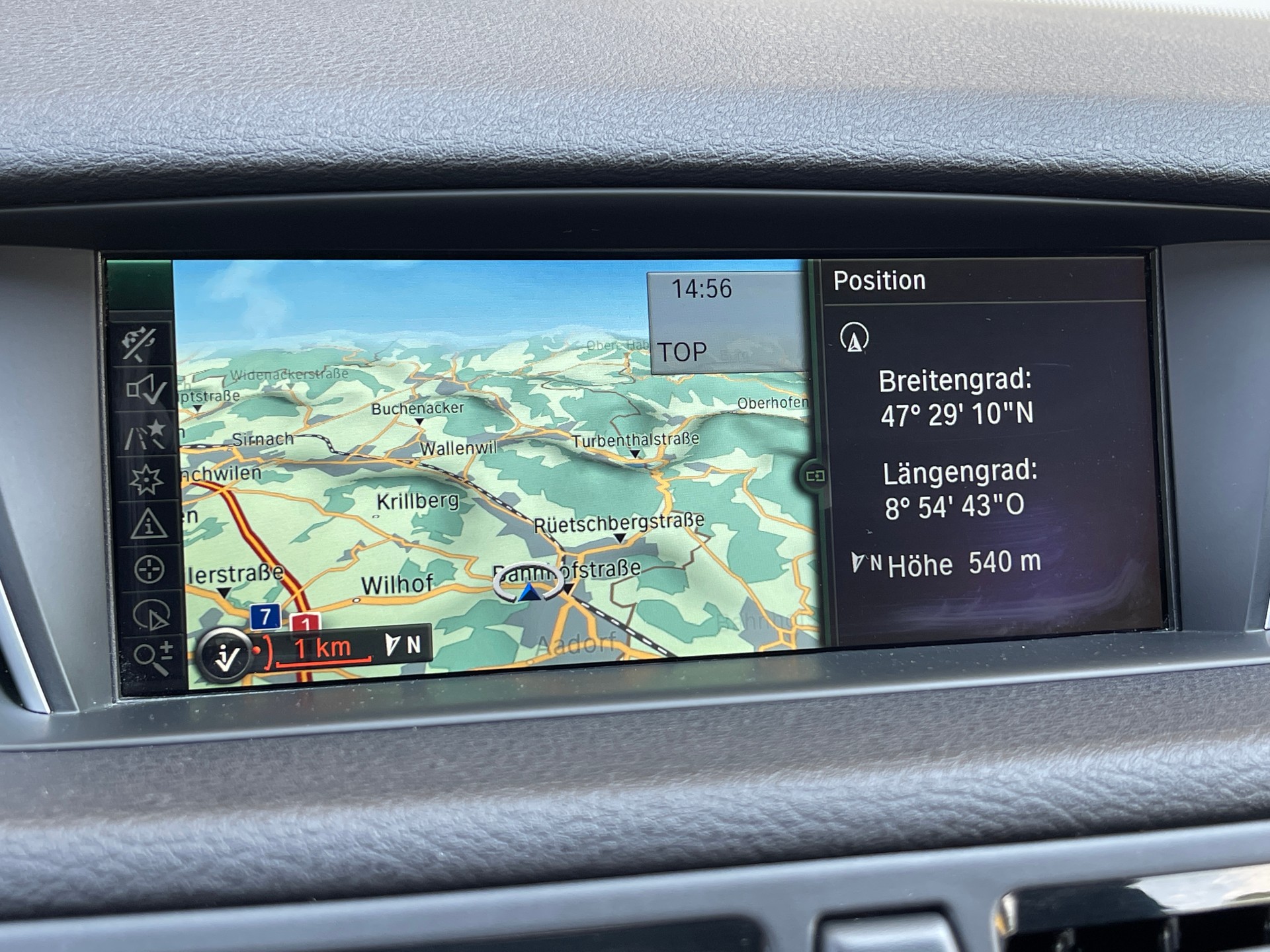 BMW X1 xDrive 18d Steptronic-image-16
