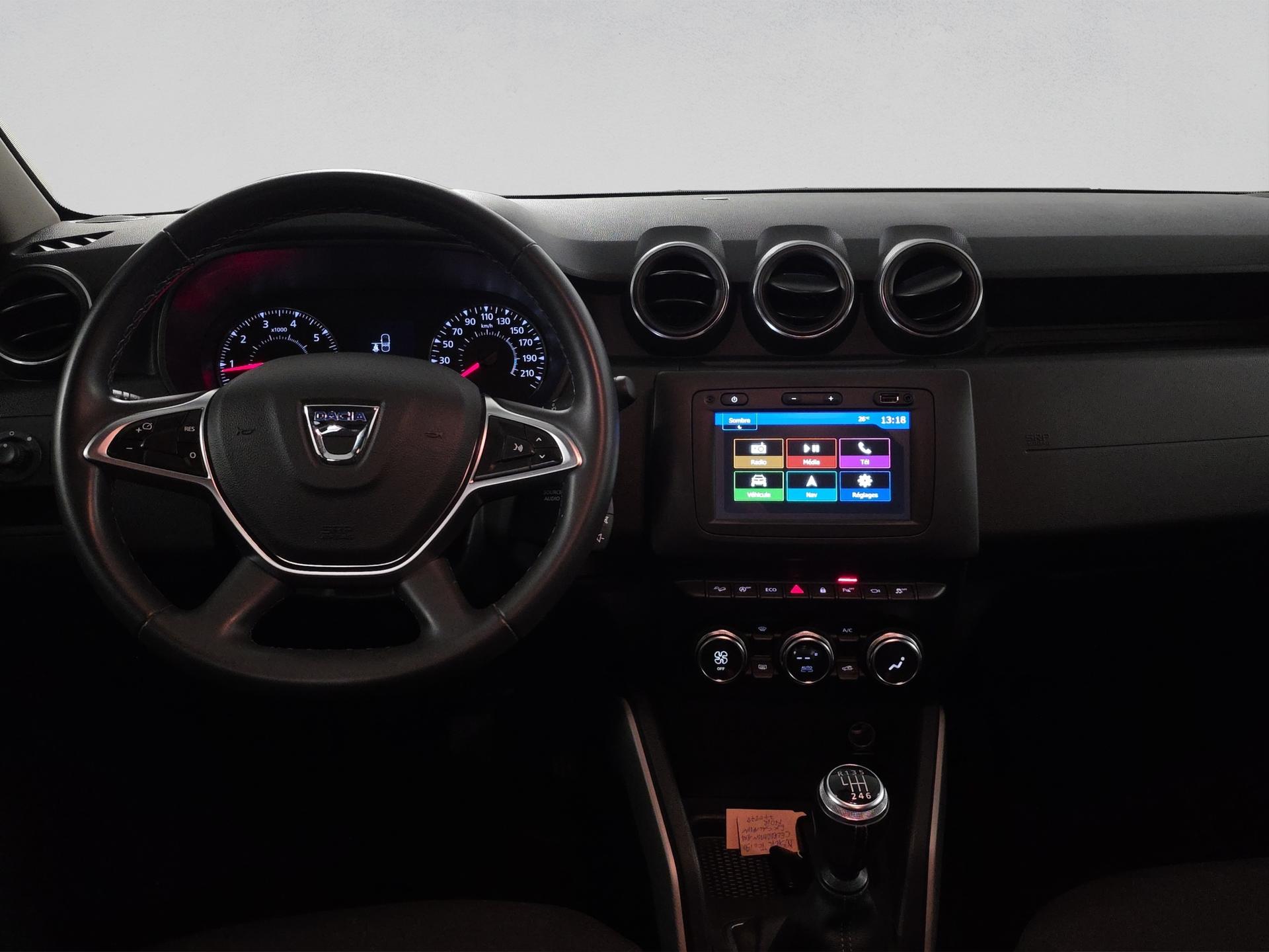 DACIA Duster TCe 150 Celebration 4x4-image-13