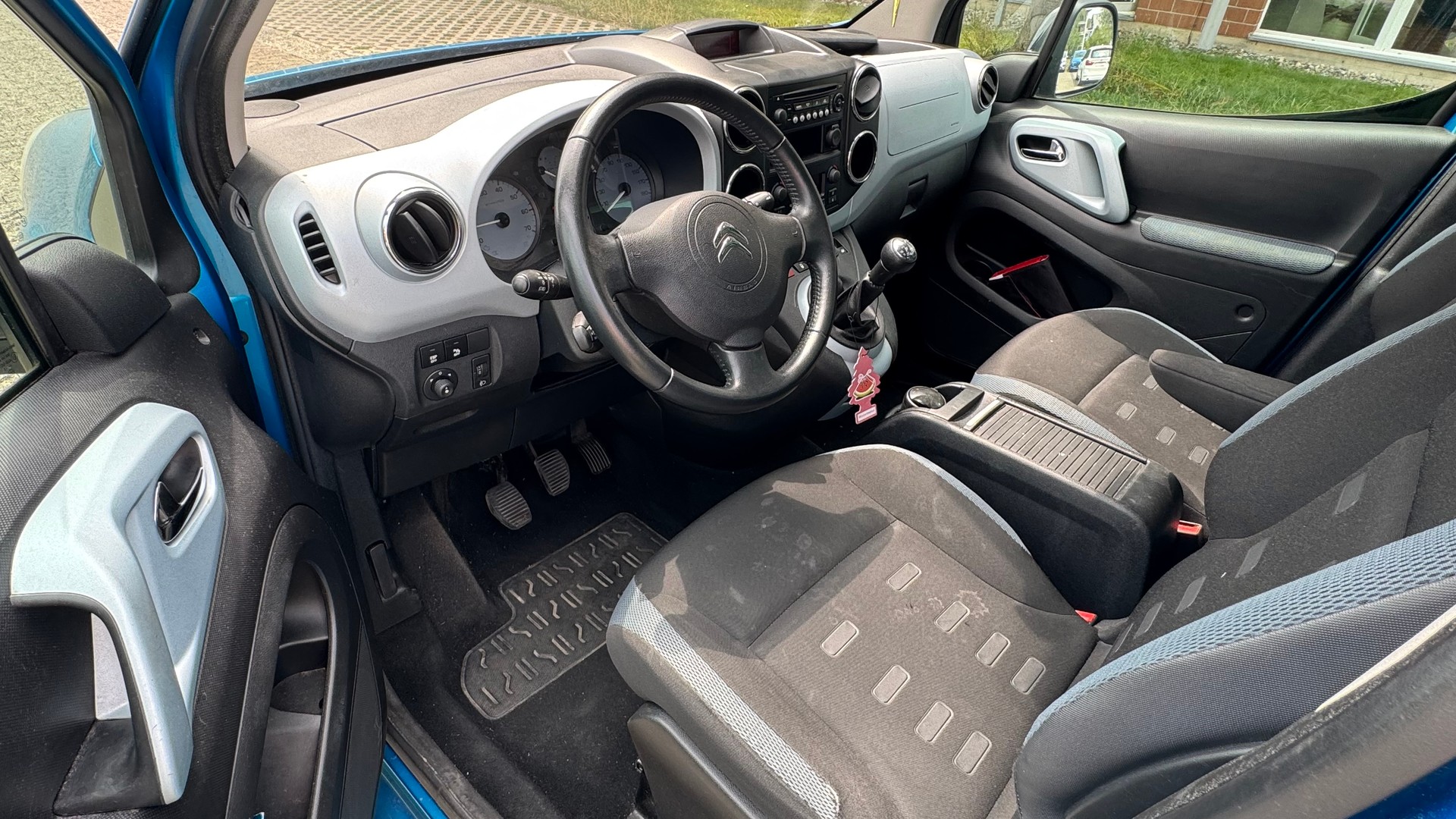 CITROEN Berlingo 1.6 HDi Multispace Special-image-7