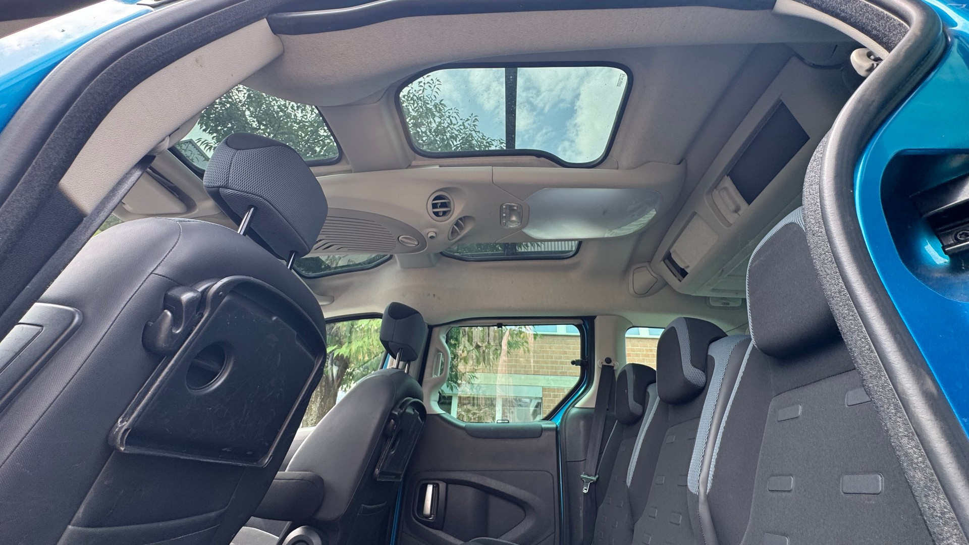 CITROEN Berlingo 1.6 HDi Multispace Special-image-9