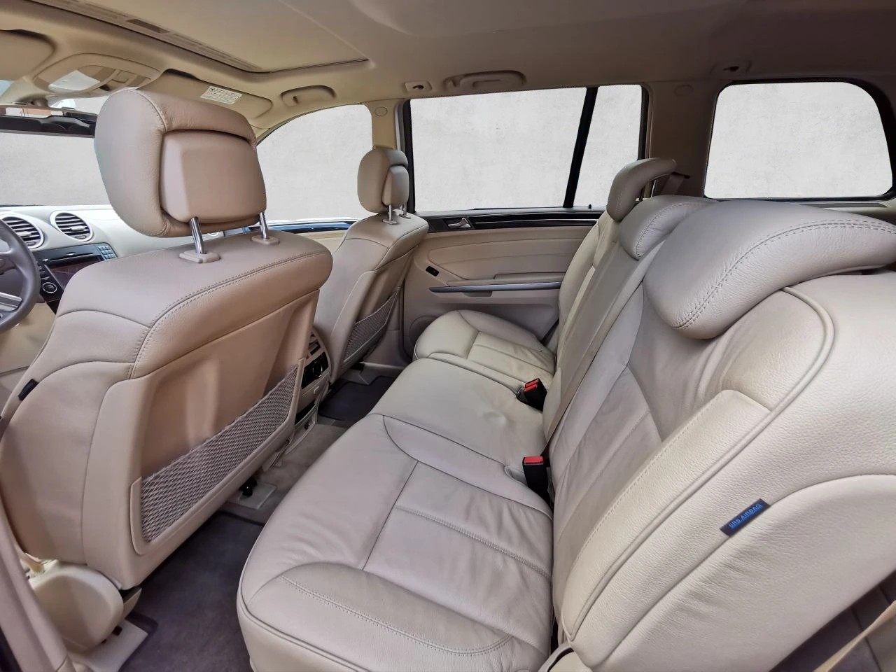MERCEDES-BENZ GL 350 CDI BlueEfficiency 4Matic 7G-Tronic-image-7