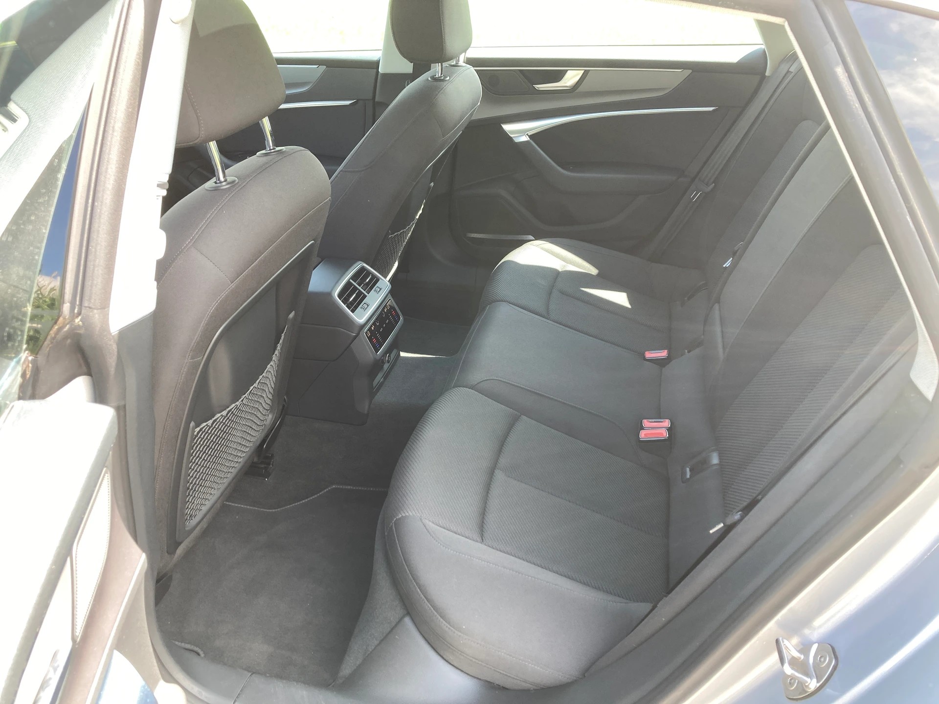 AUDI A7 Sportback 50 TDI quattro S-tronic-image-8