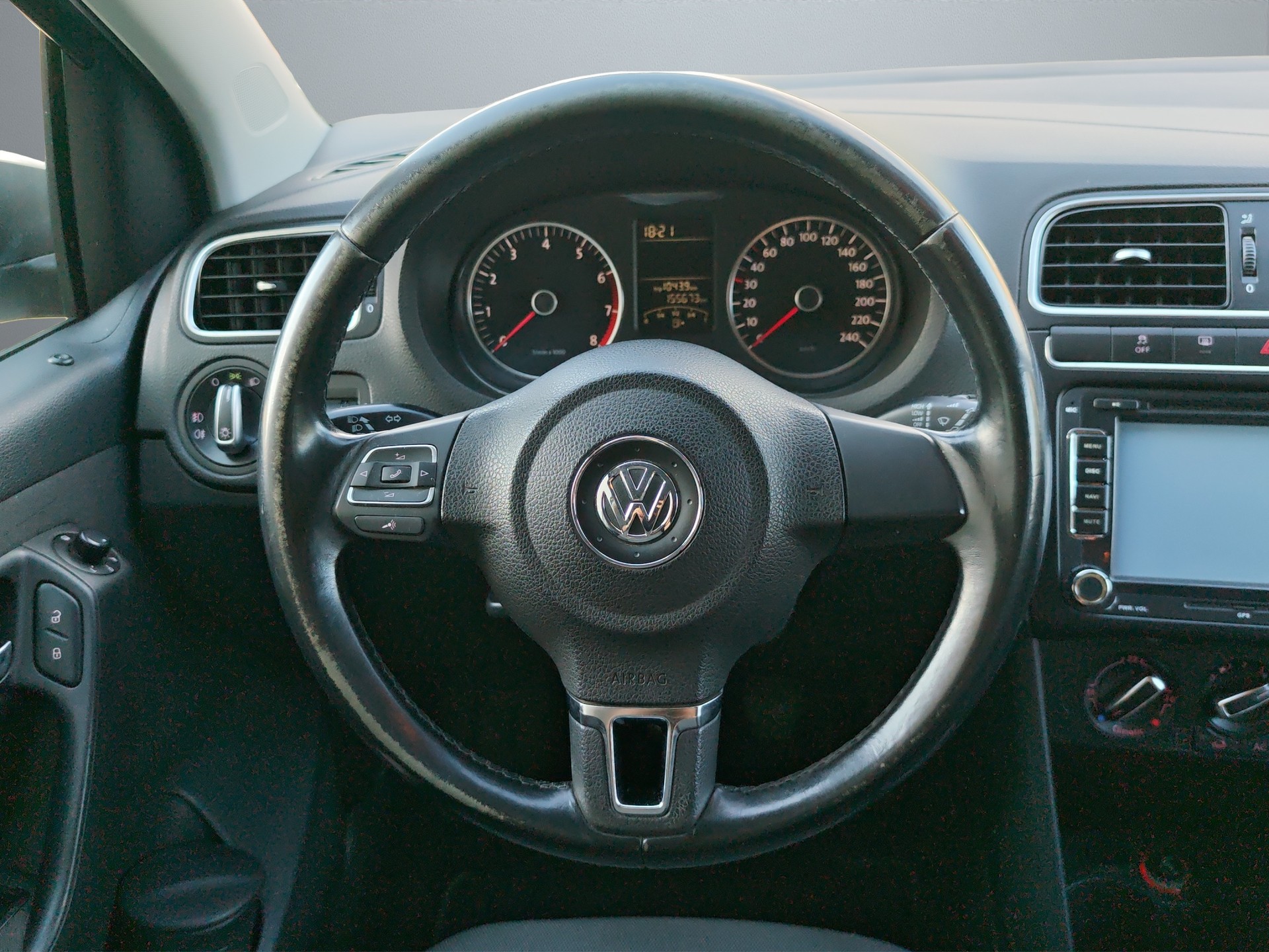 VW Polo 1.2 12V Comfortline-image-14