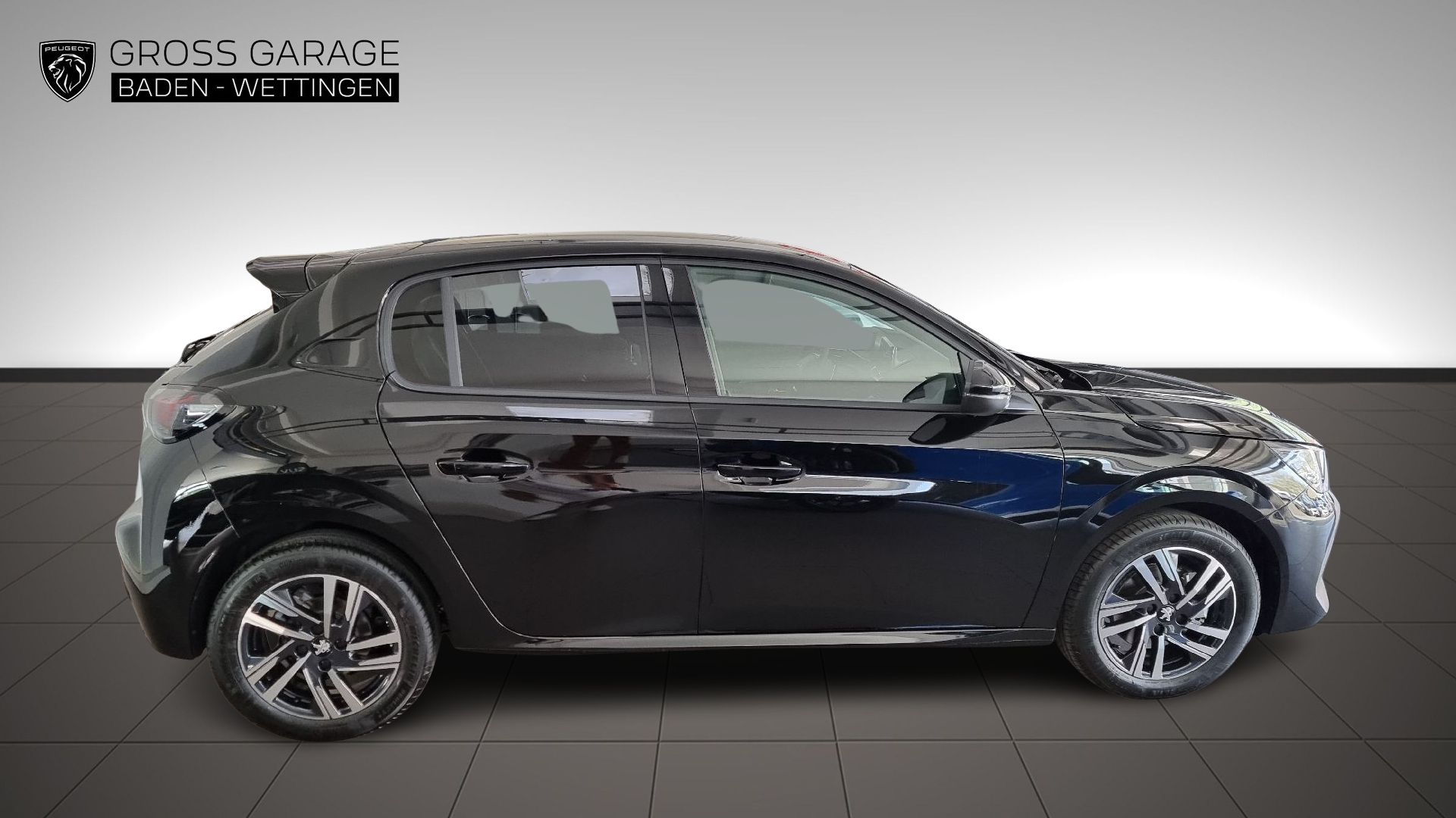PEUGEOT 208 1.2 PureT All.P. EAT8-image-1
