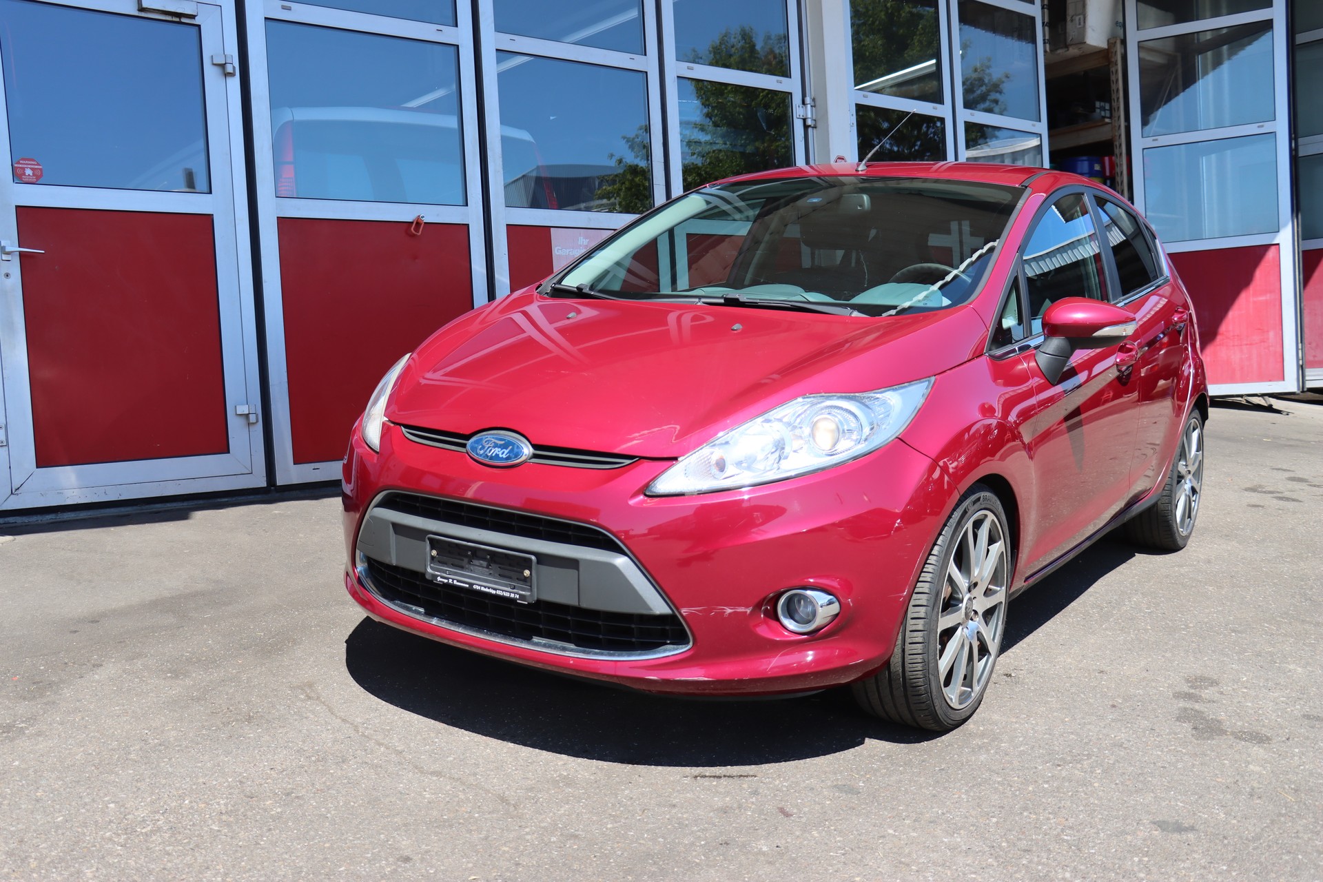 FORD Fiesta 1.6 16V Titanium-image-1