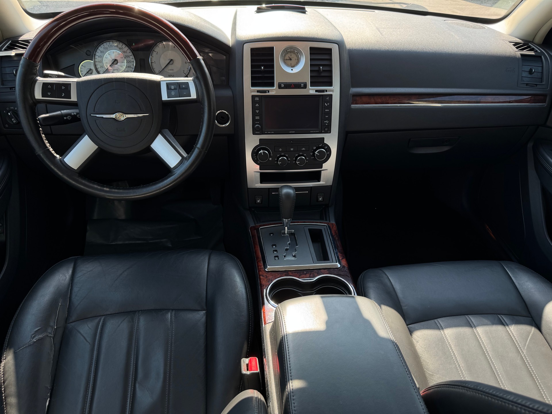 CHRYSLER 300C T 3.5 V6 AWD-image-10