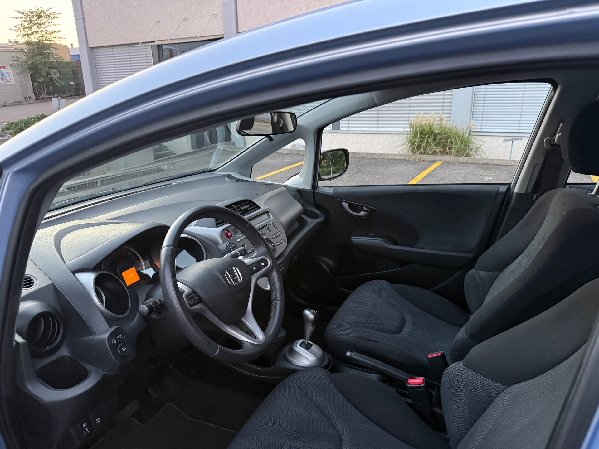 HONDA Jazz 1.4i Comfort i-Shift-image-6