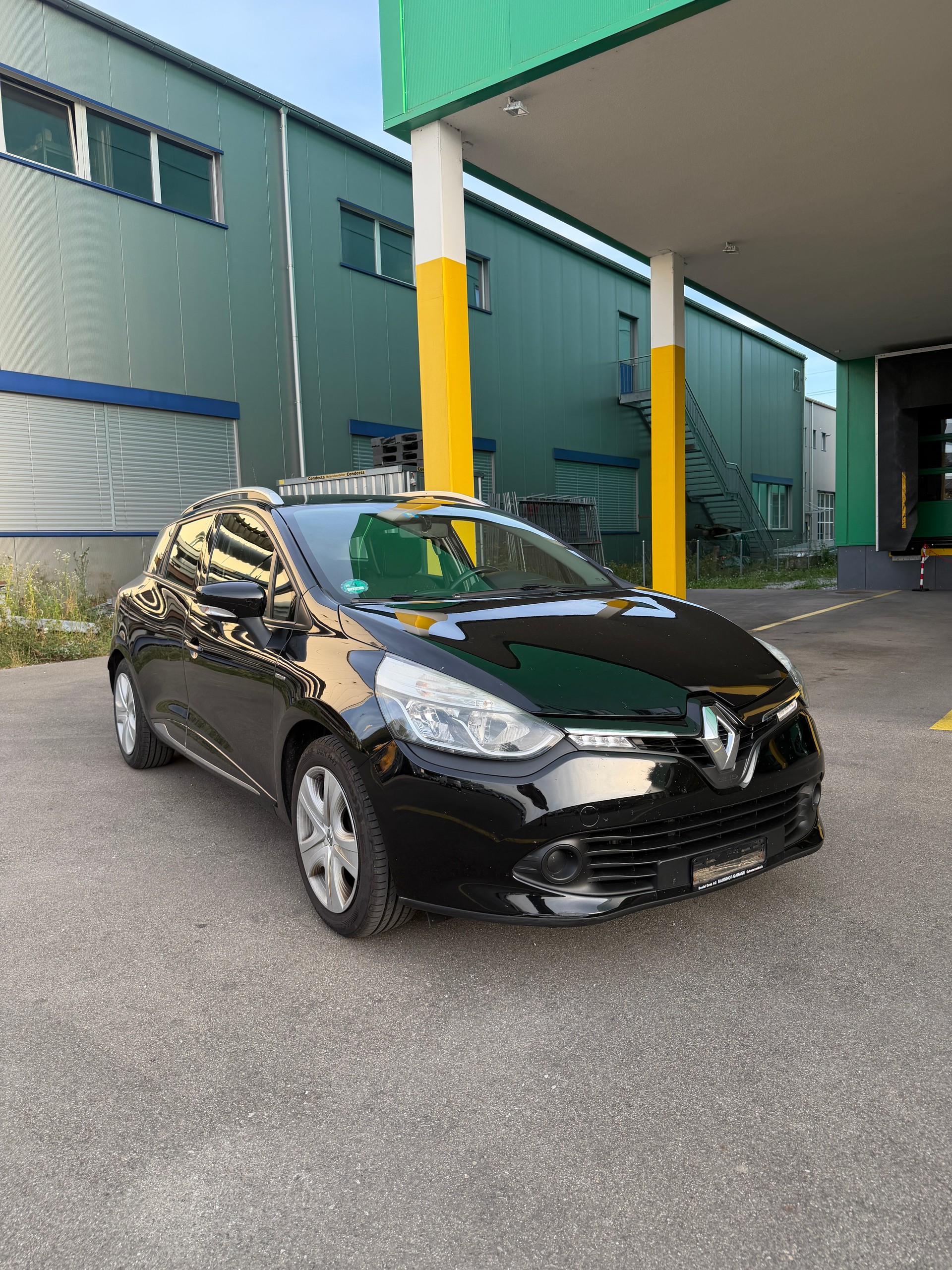 RENAULT Clio Grandtour 1.2 16V Expression-image-0