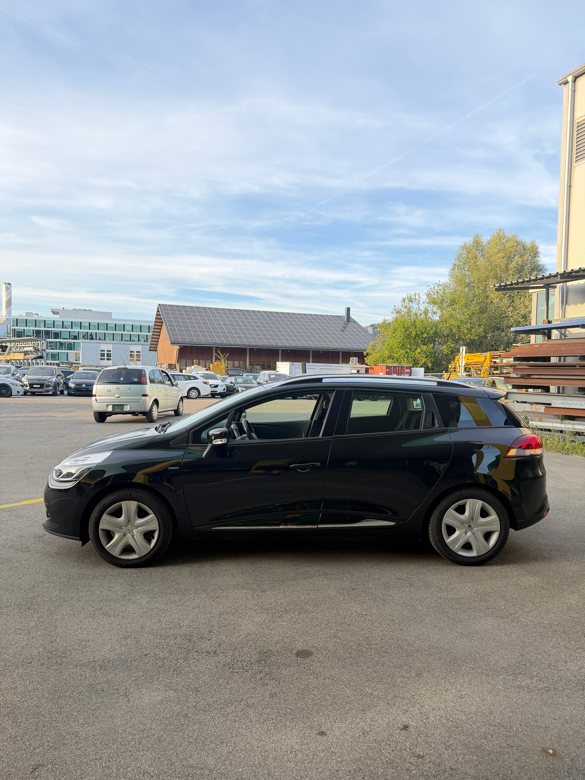 RENAULT Clio Grandtour 1.2 16V Expression-image-3