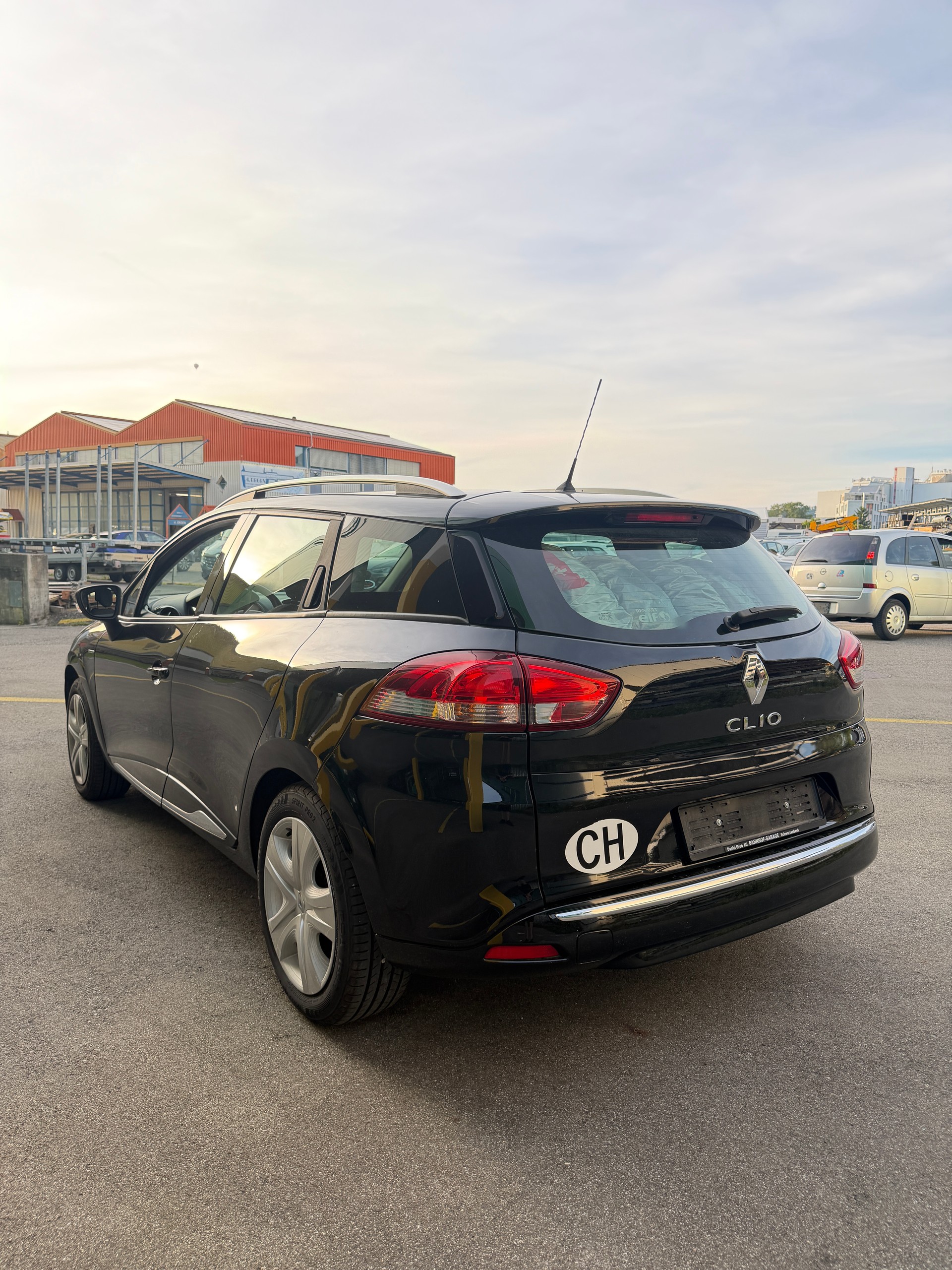 RENAULT Clio Grandtour 1.2 16V Expression-image-4